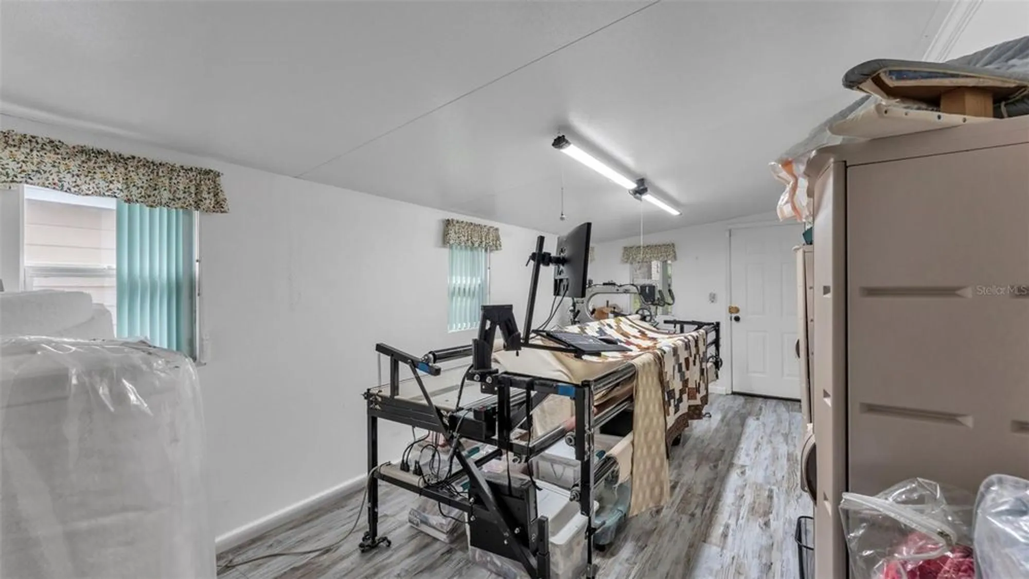 Property Slideshow image 33 of 52 | 1620 foxway dr, Lakeland, FL, 33810