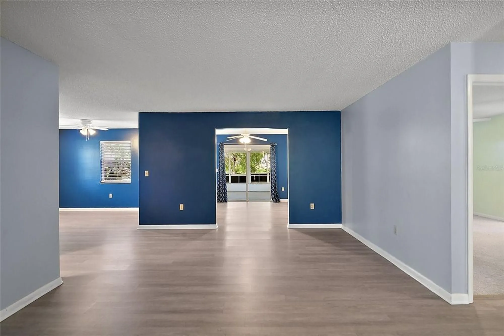 Property Slideshow image 12 of 41 | 5618 rosewall cir, Leesburg, FL, 34748