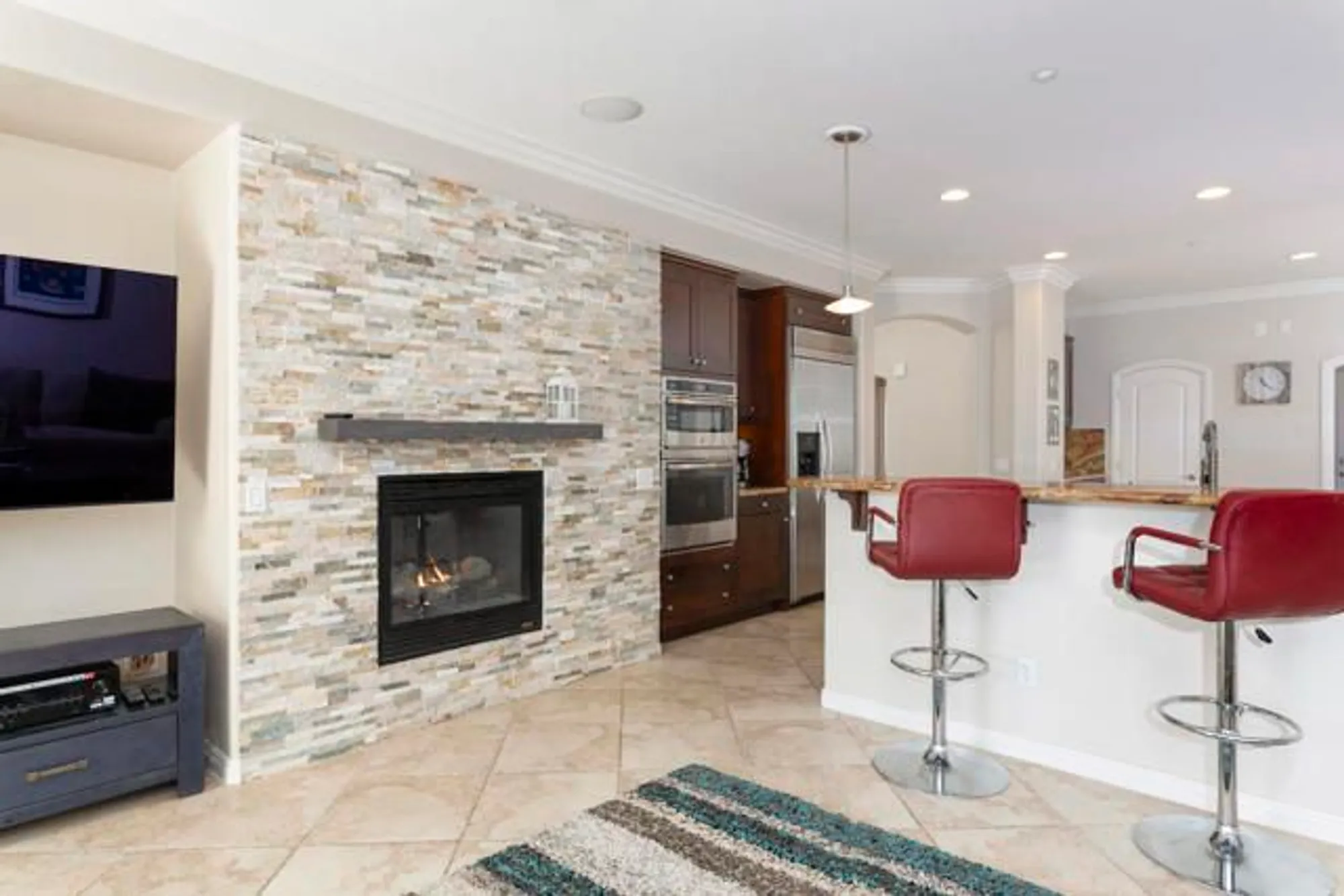 Property Slideshow image 19 of 54 | 1933 savanna way, Palm Springs, CA, 92262