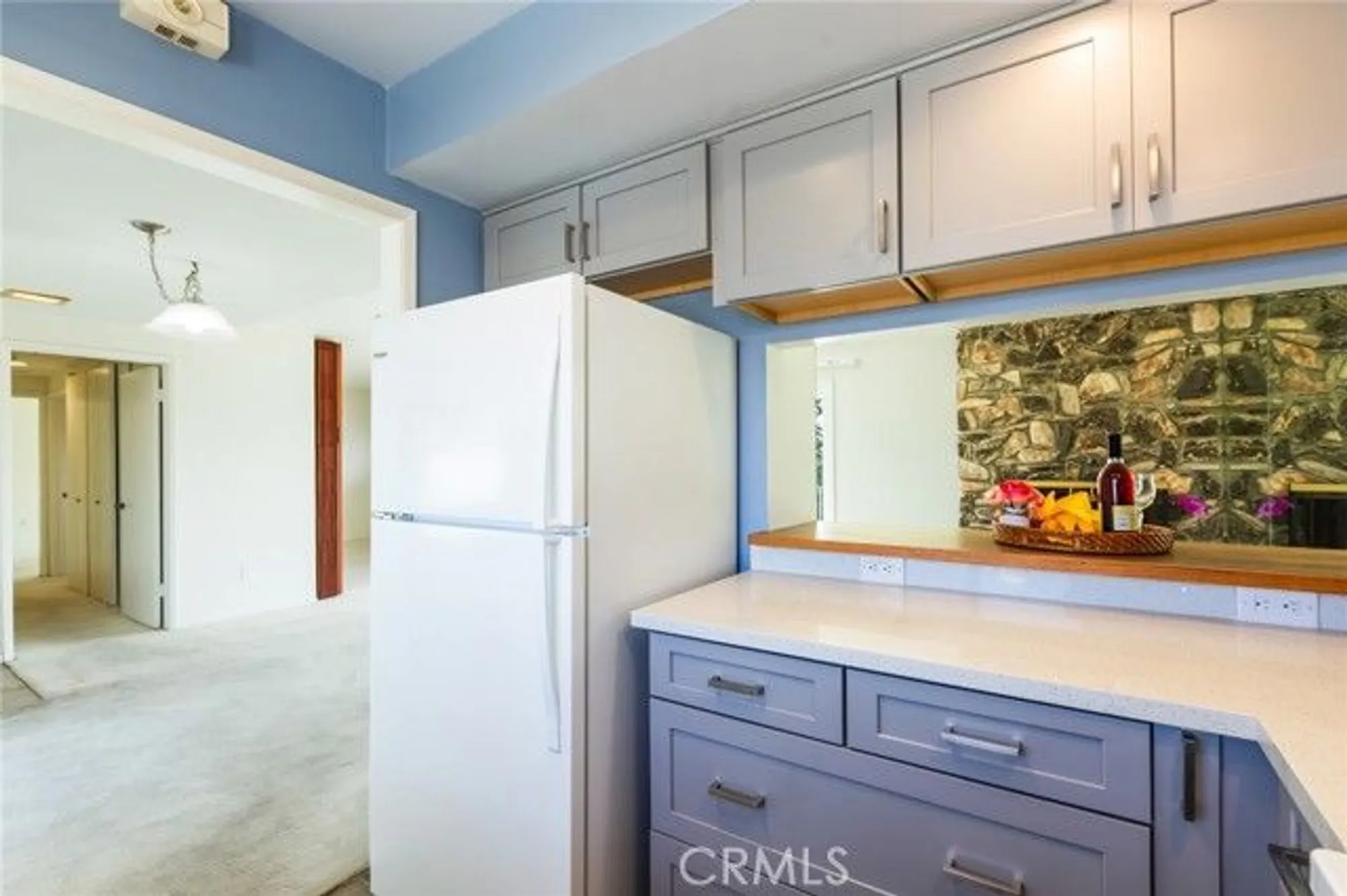 Property Slideshow image 12 of 42 | 23026 nadine cir b, Torrance, CA, 90505