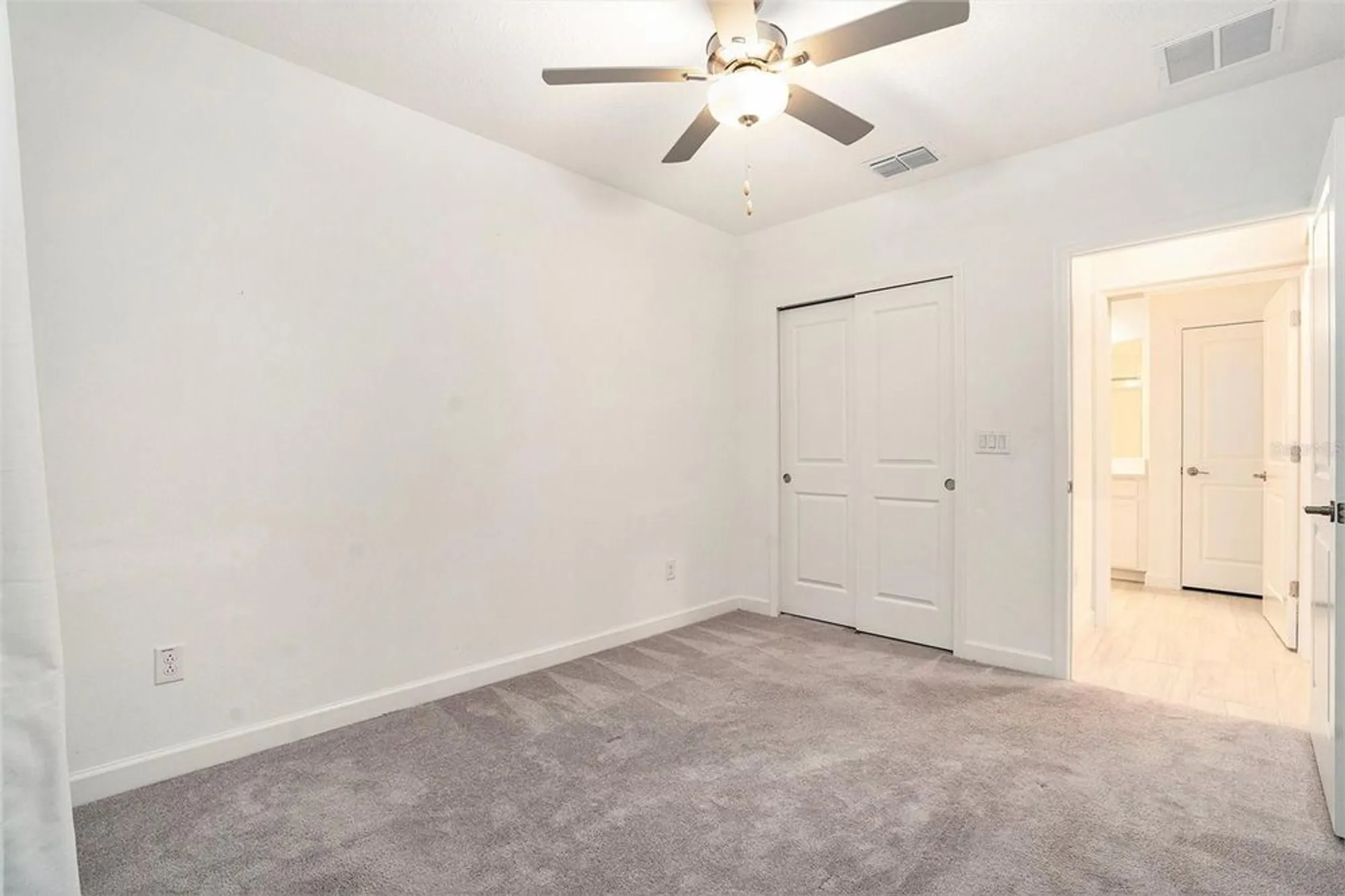 Property Slideshow image 11 of 17 | 16664 shell bay dr, Land O Lakes, FL, 34638