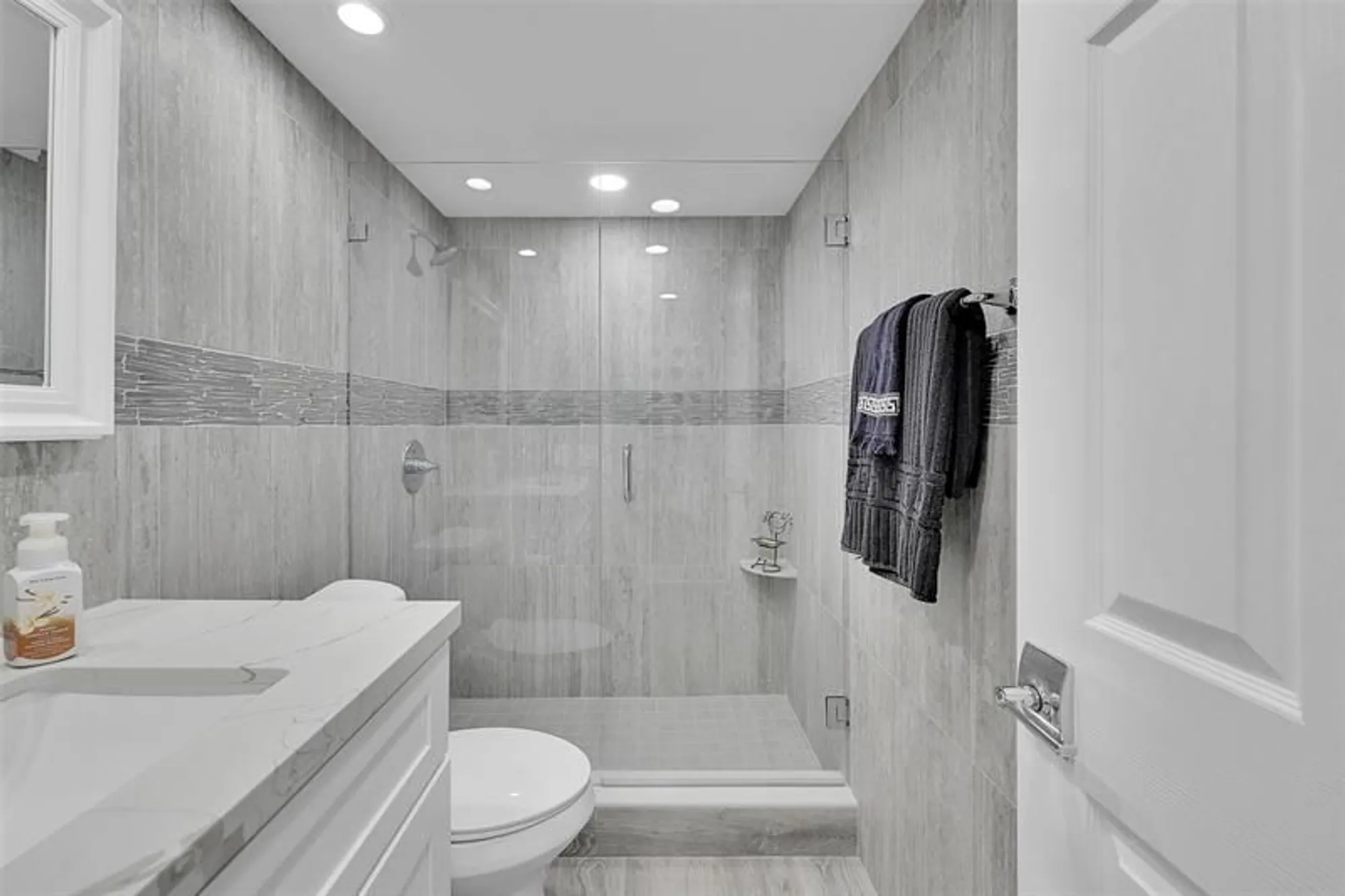 Property Slideshow image 28 of 43 | 1701 andros isle apt g4, Coconut Creek, FL, 33066