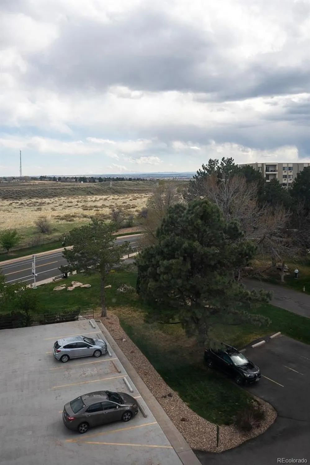 Property Slideshow image 18 of 31 | 14091 e marina dr apt 612, Aurora, CO, 80014