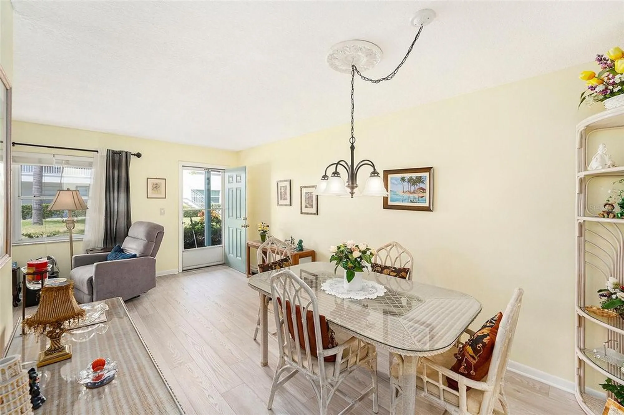 Property Slideshow image 8 of 31 | 5216 81st st n apt 2, St Petersburg, FL, 33709