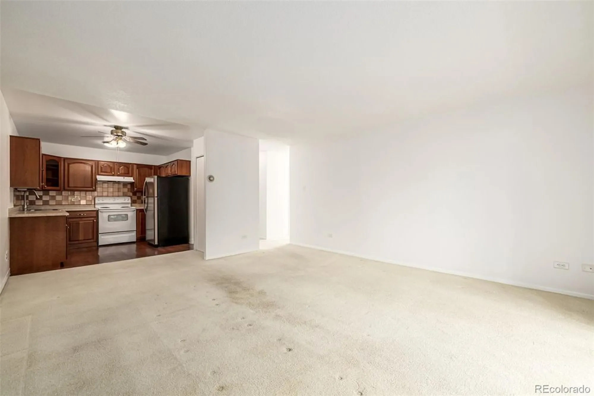 Property Slideshow image 16 of 34 | 635 s alton way 2b, Denver, CO, 80247
