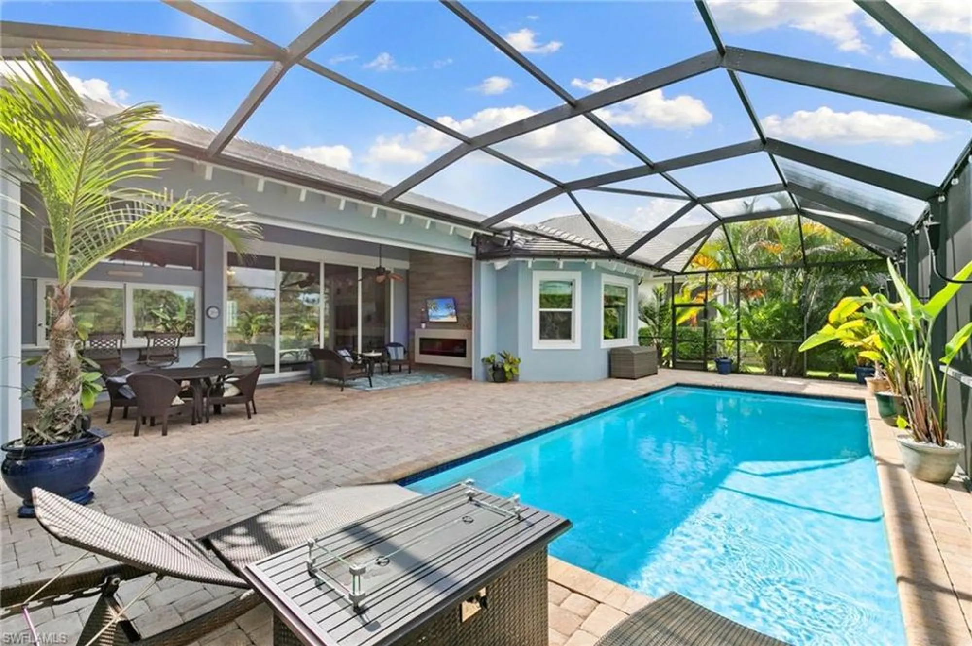 Property Slideshow image 16 of 44 | 4922 andros dr, Naples, FL, 34113