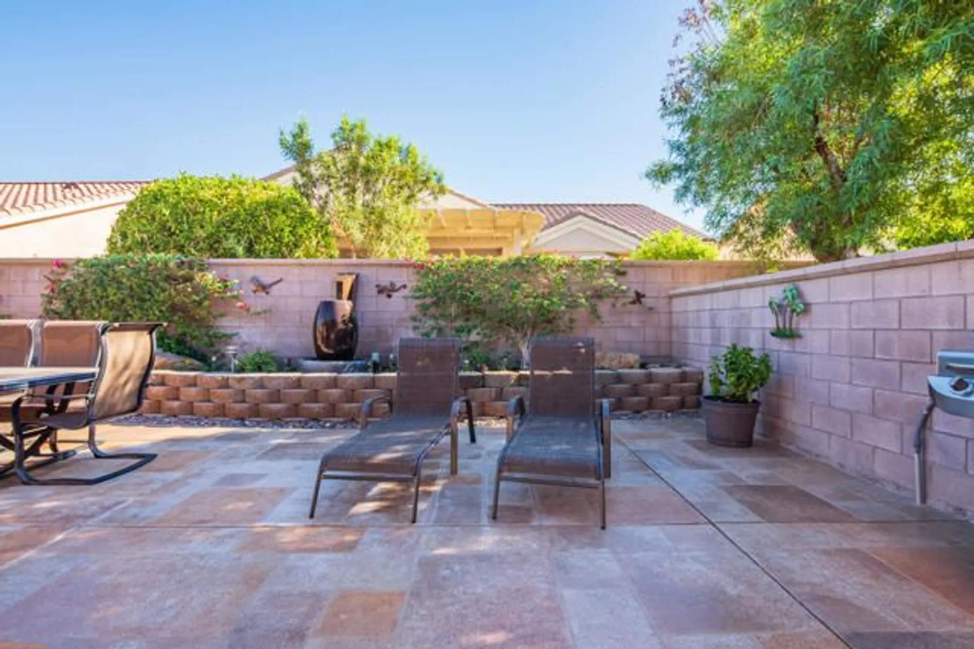 Property Slideshow image 24 of 48 | 38608 bent palm dr, Palm Desert, CA, 92211