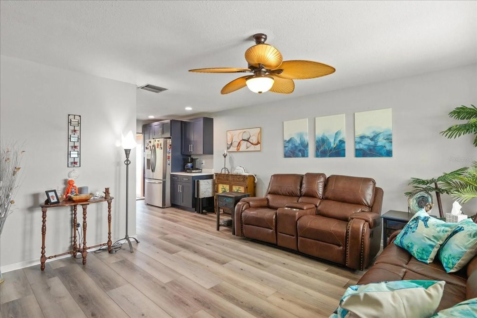 Property Slideshow image 13 of 44 | 14023 94th pl, Seminole, FL, 33776