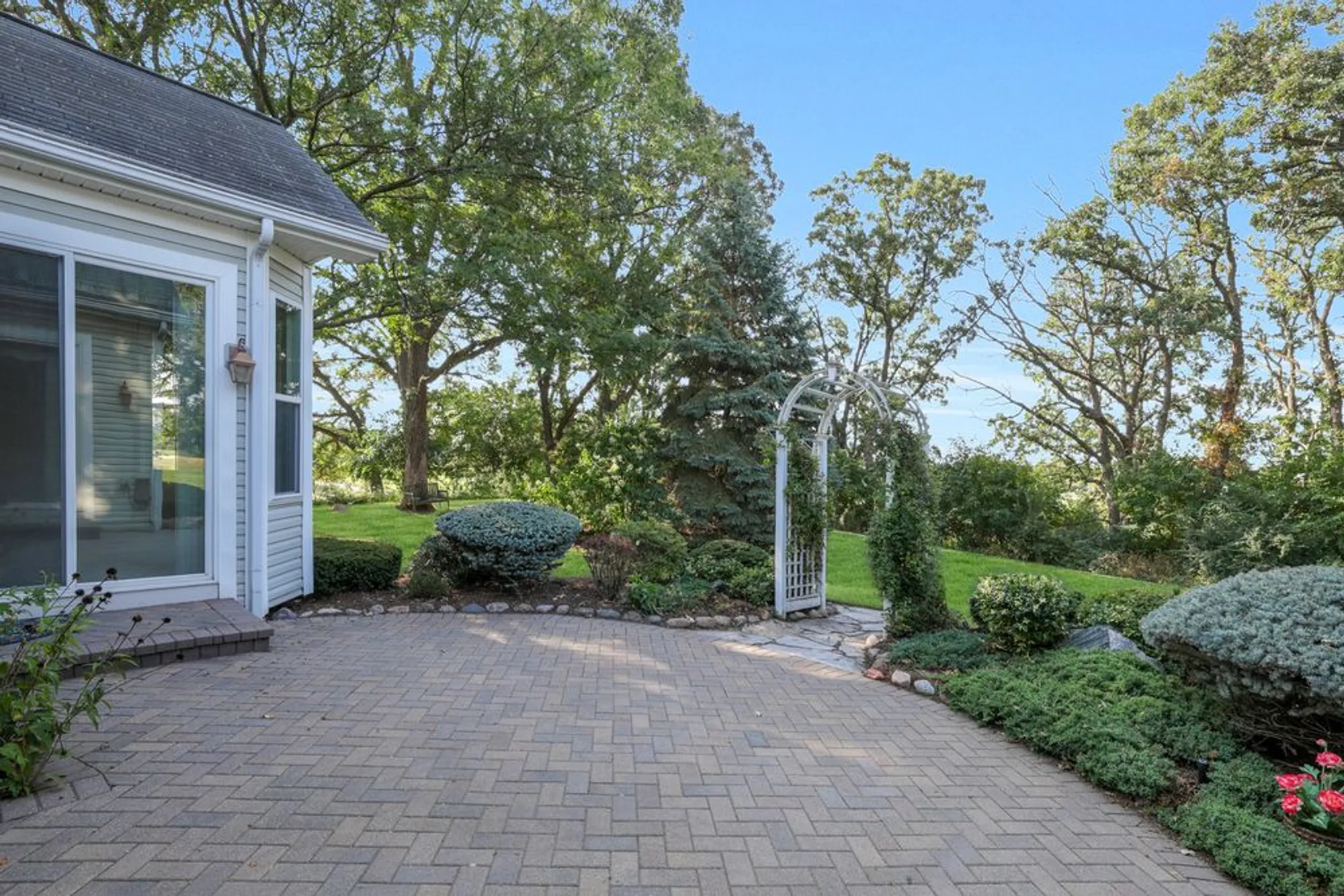 Property Slideshow image 31 of 36 | 12617 mulberry ct, Huntley, IL, 60142