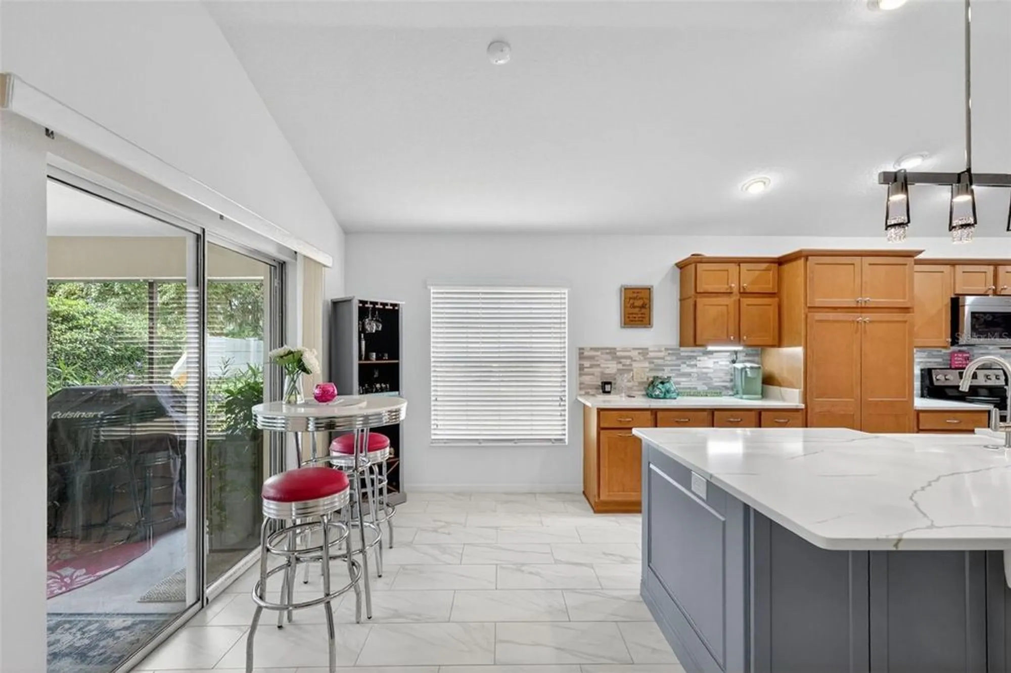 Property Slideshow image 21 of 54 | 10063 lake miona way, Oxford, FL, 34484