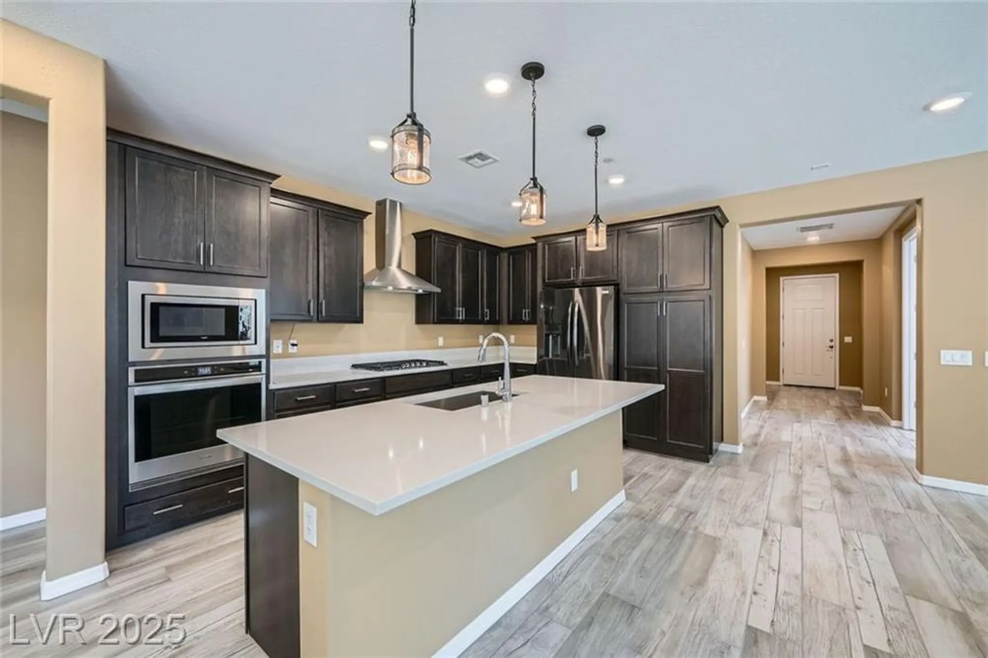 Property Slideshow image 13 of 36 | 243 sun glaze ave, Henderson, NV, 89011