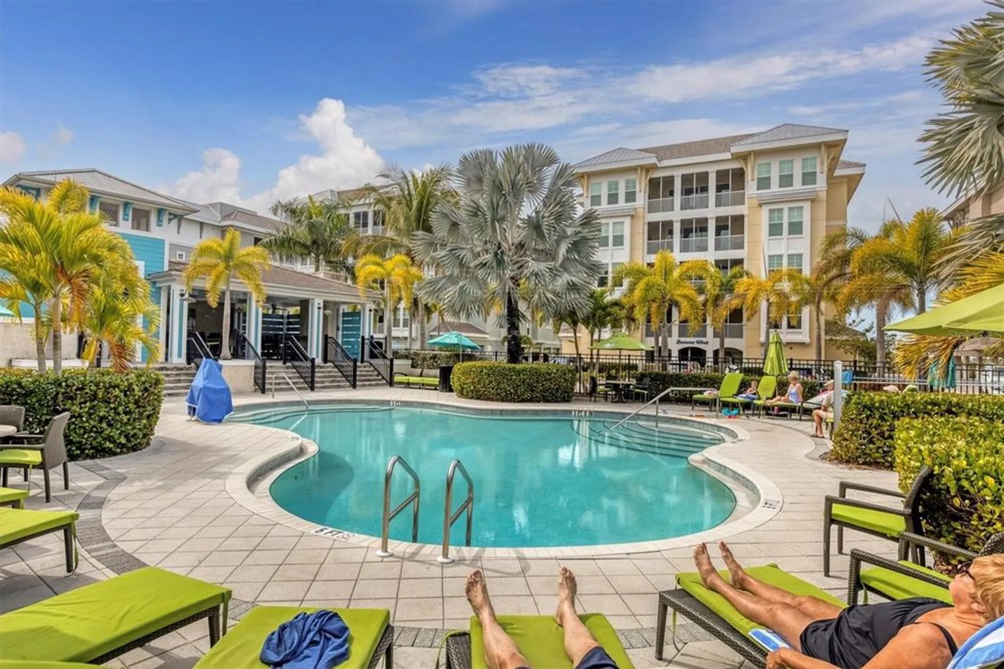 Property Slideshow image 38 of 61 | 396 aruba cir unit 302, Bradenton, FL, 34209