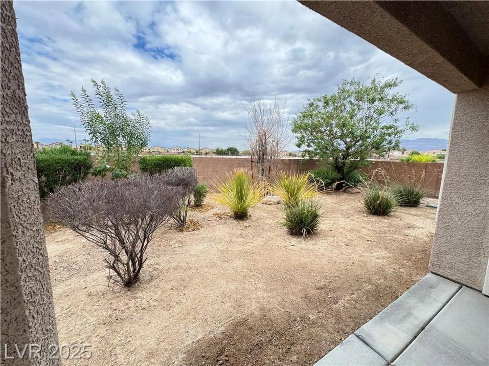 Property Slideshow image 14 of 64 | 5913 saratoga reserve st, North Las Vegas, NV, 89081