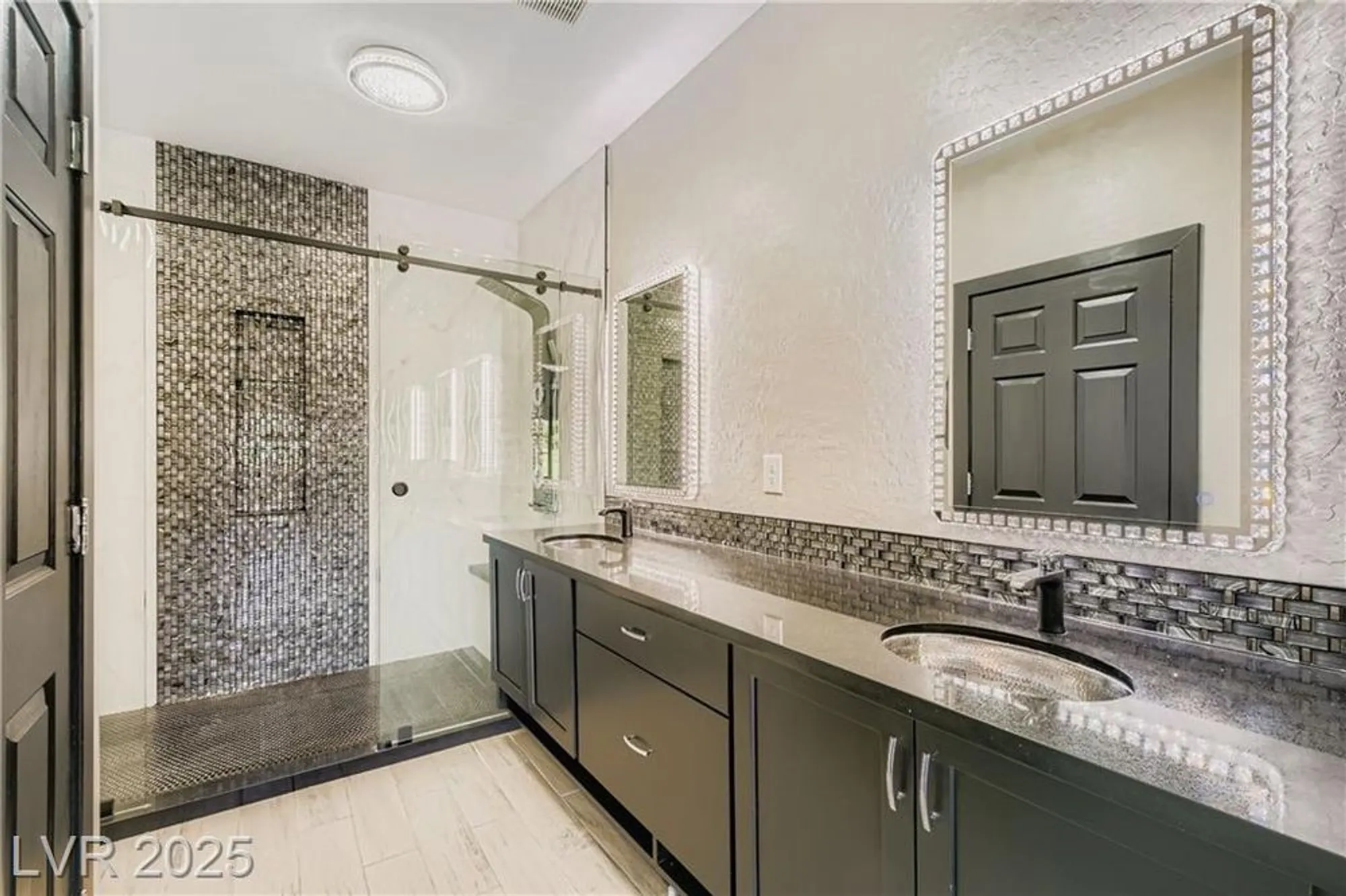 Property Slideshow image 18 of 53 | 7469 crested quail st, North Las Vegas, NV, 89084