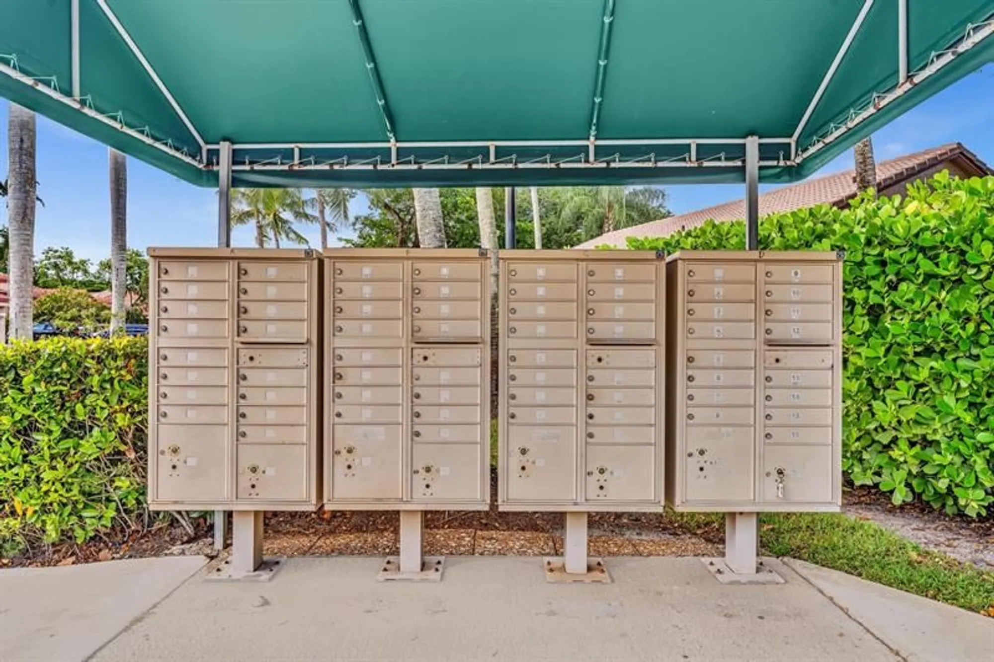 Property Slideshow image 56 of 59 | 9714 malvern dr # 9714, Tamarac, FL, 33321