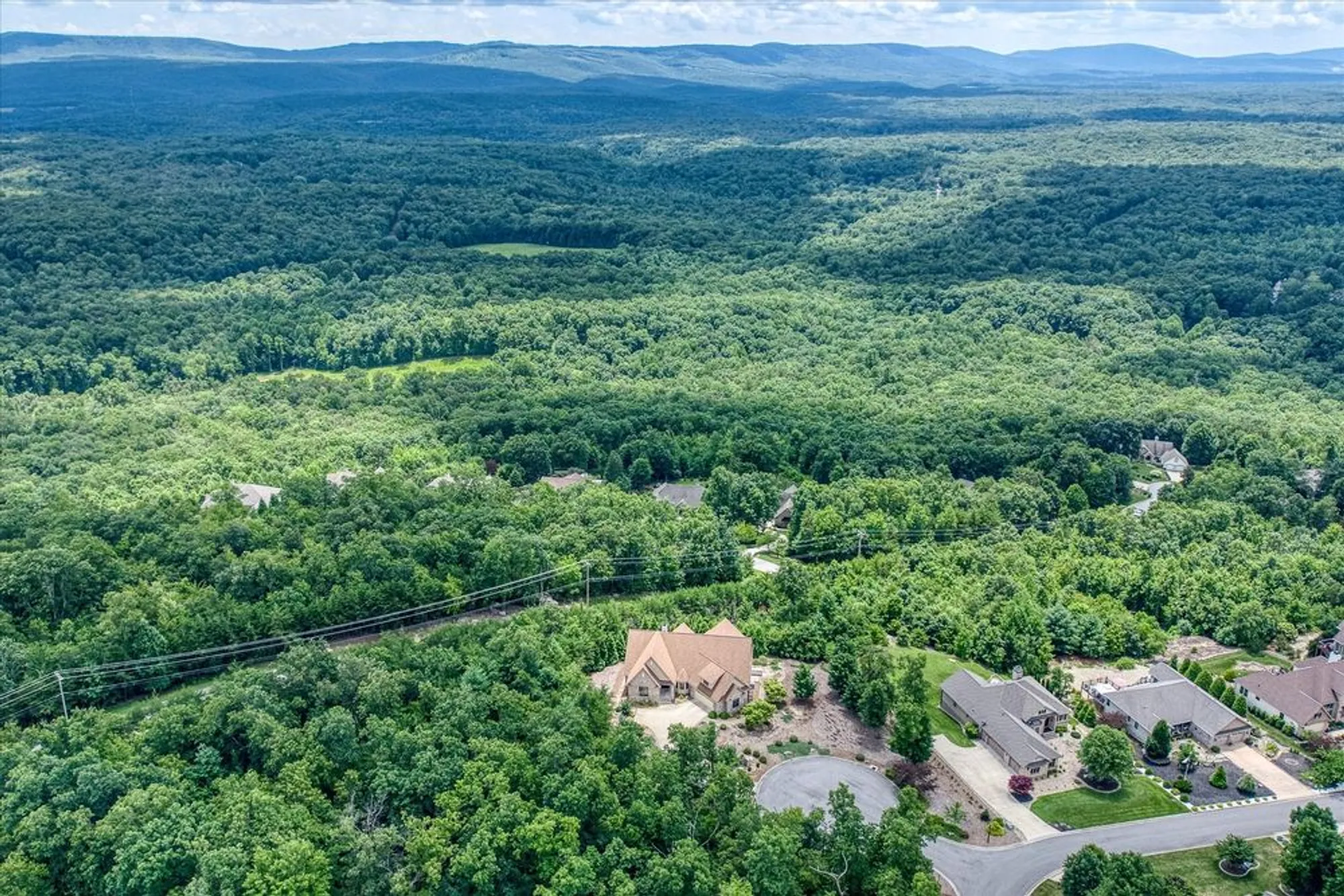 Property Slideshow image 13 of 81 | 61 bluff view ct, Crossville, TN, 38558