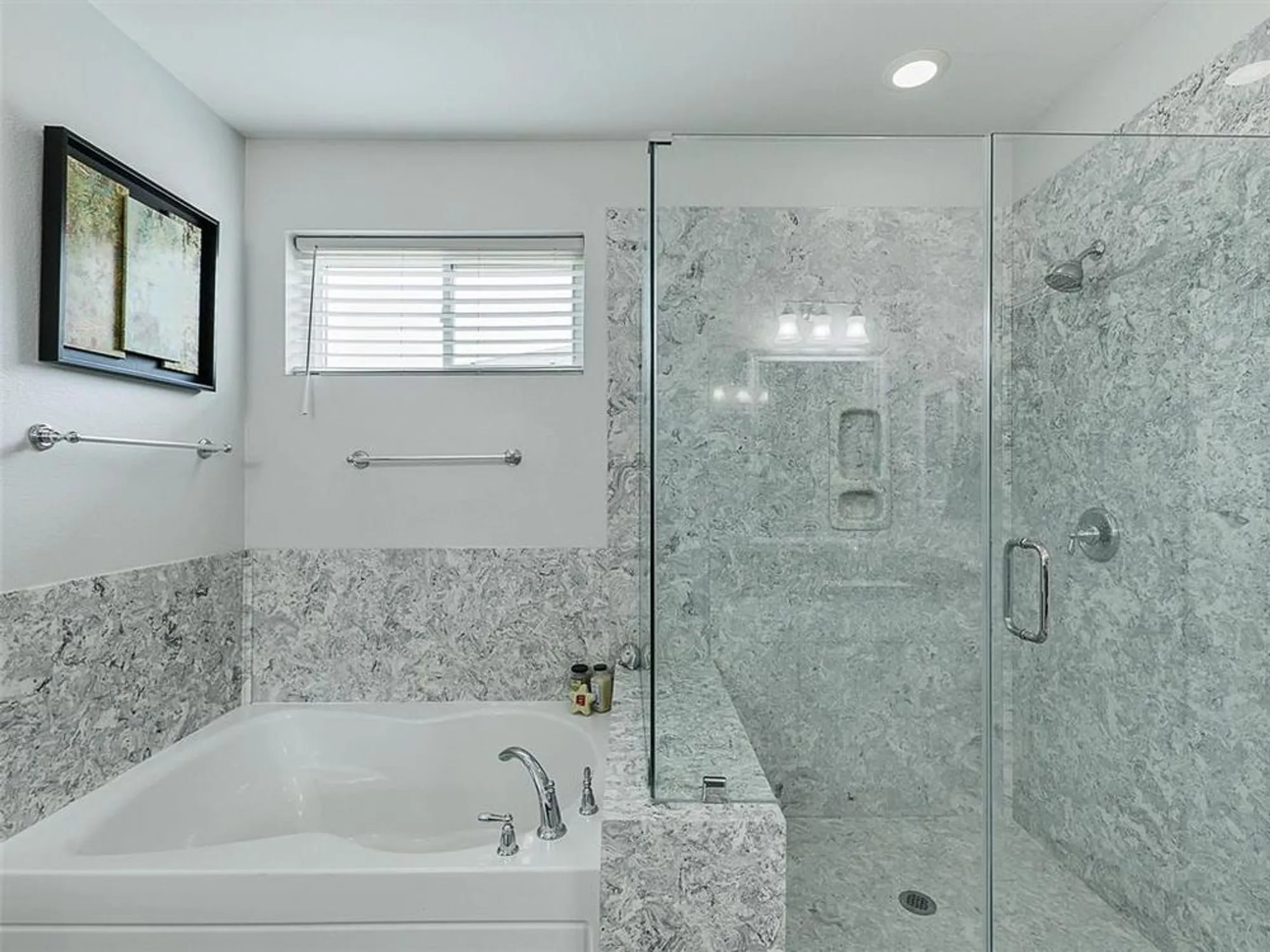 Property Slideshow image 26 of 37 | 6026 prairie bend ln, Frisco, TX, 75036