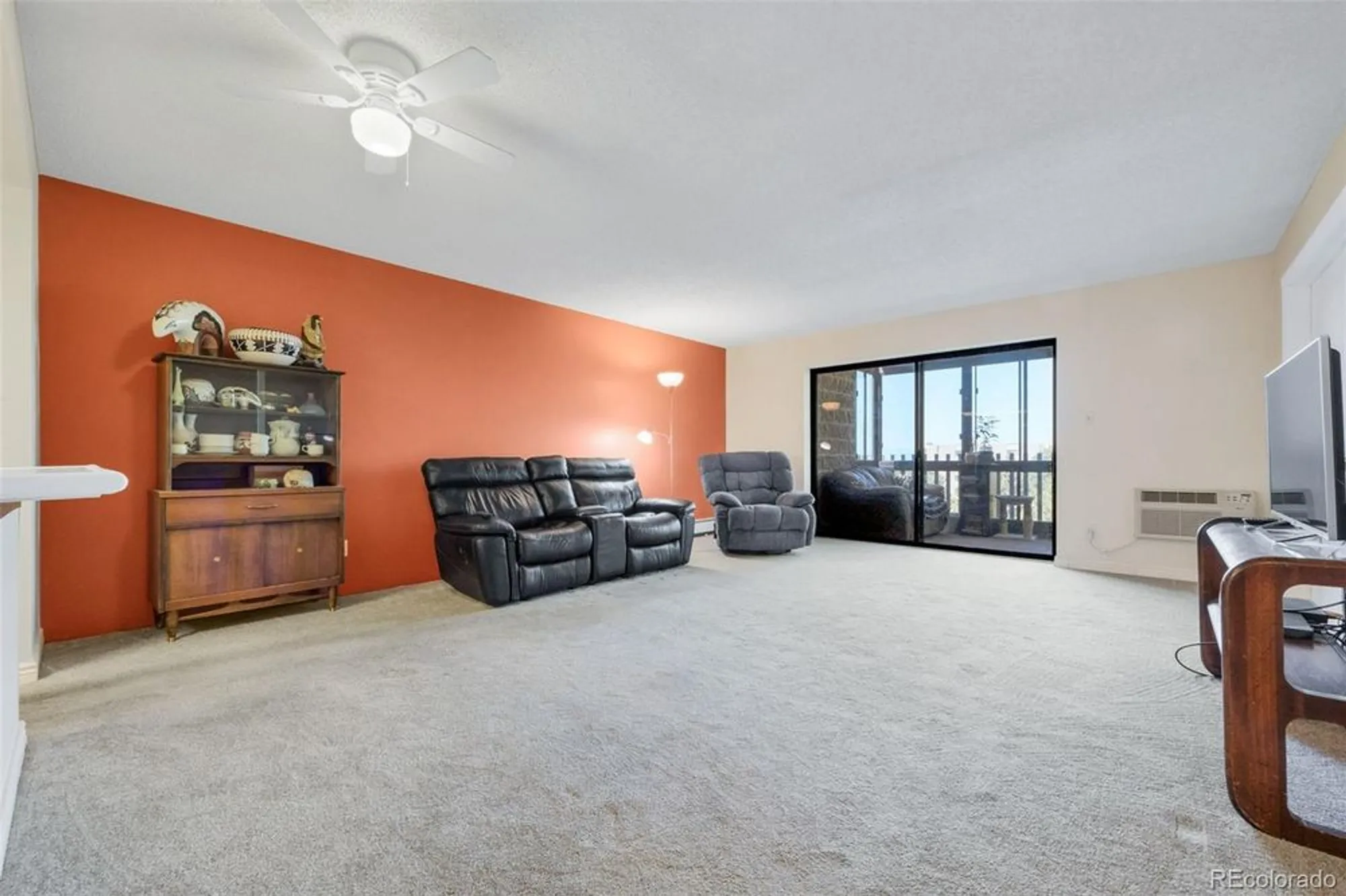 Property Slideshow image 5 of 44 | 14001 e marina dr apt 607, Aurora, CO, 80014
