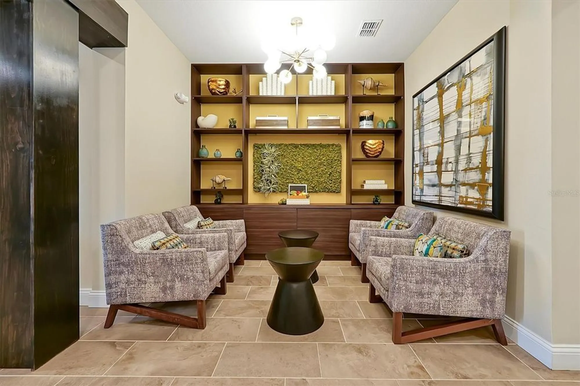 Property Slideshow image 21 of 40 | 7565 laureate blvd unit 3308, Orlando, FL, 32827