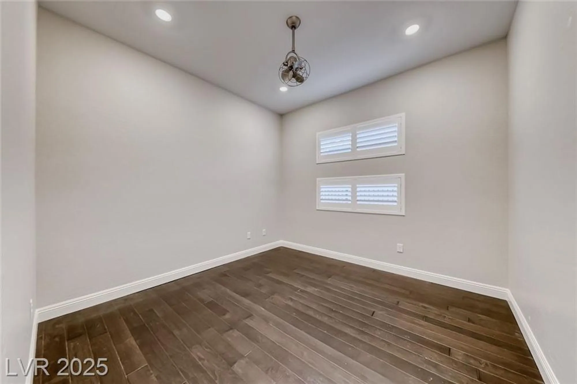 Property Slideshow image 43 of 72 | 125 mirage view dr, Henderson, NV, 89011