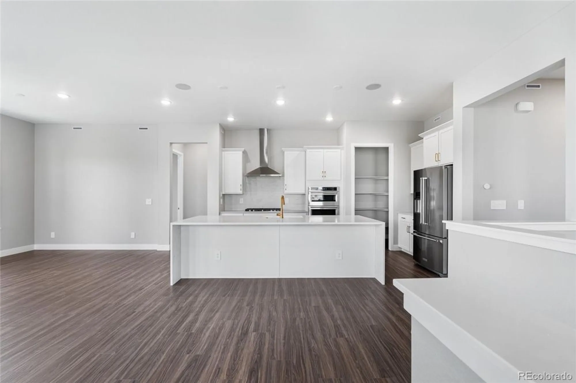 Property Slideshow image 11 of 37 | 8871 s quemoy st, Aurora, CO, 80016