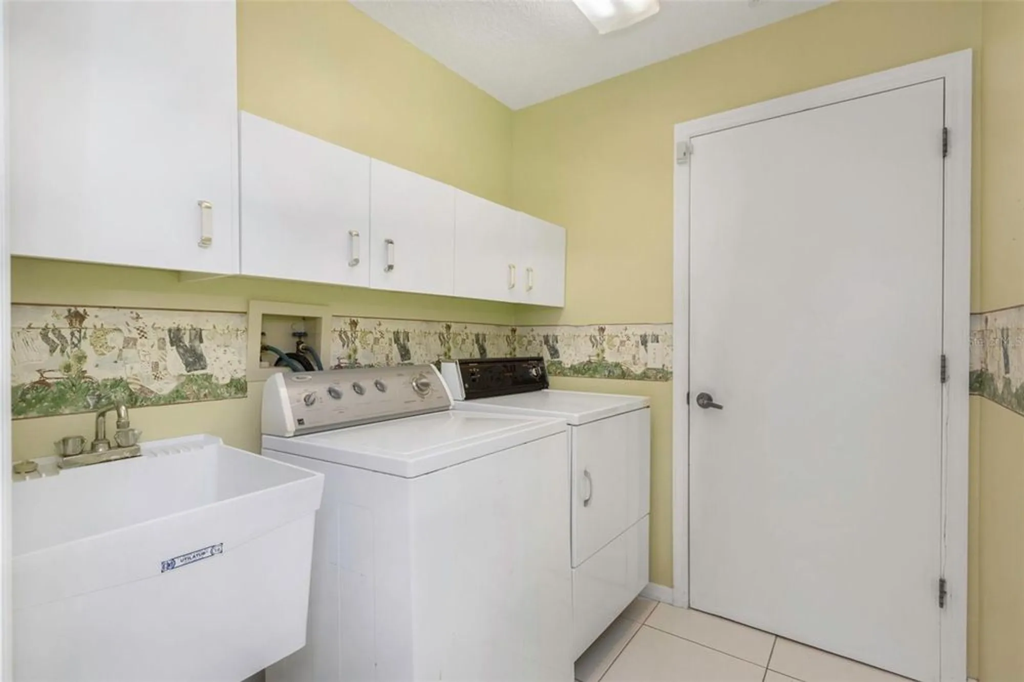 Property Slideshow image 22 of 54 | 3532 cayman ct, Palm Harbor, FL, 34684