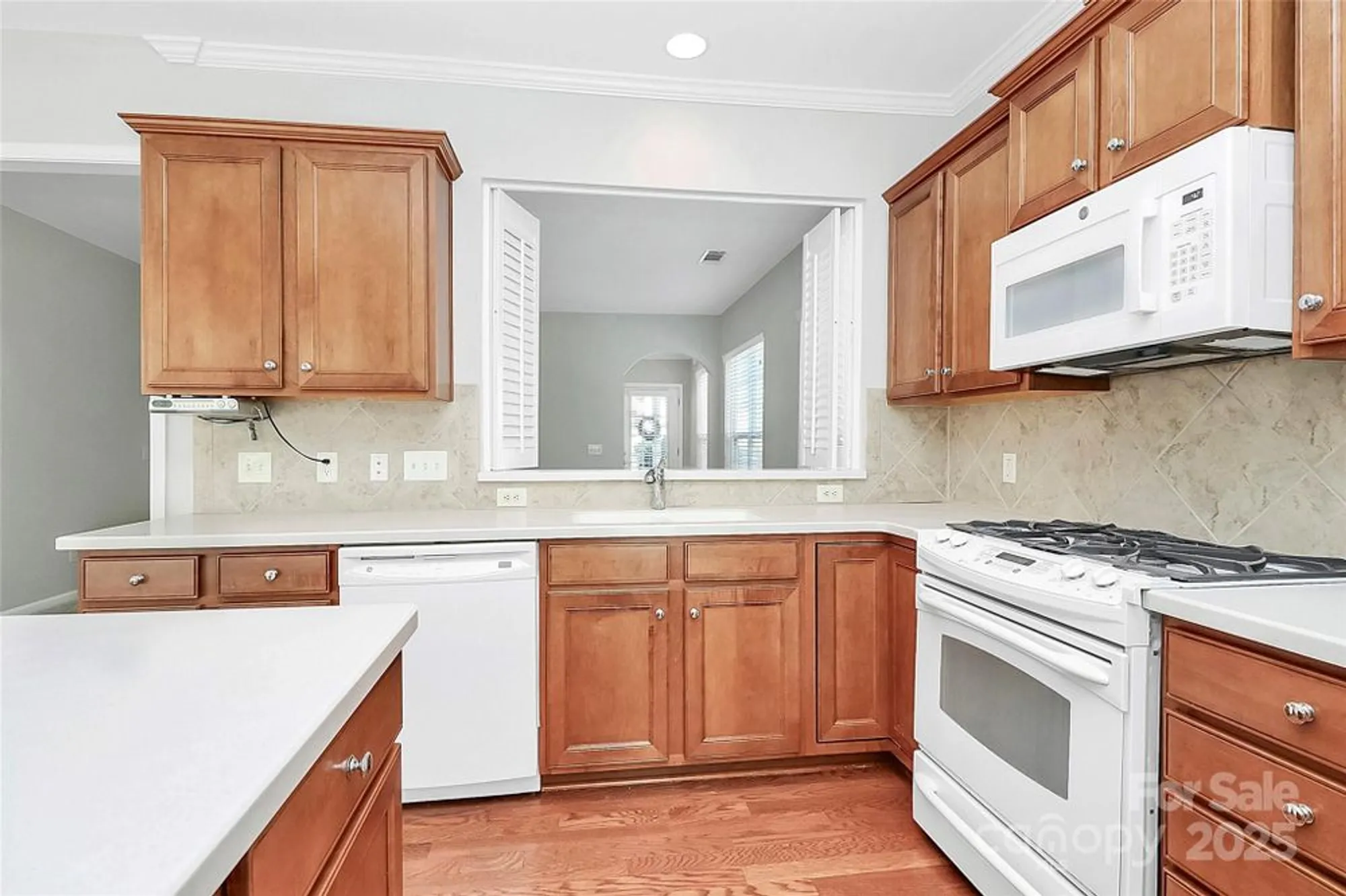 Property Slideshow image 12 of 48 | 911 lily magnolia ct, Fort Mill, SC, 29707