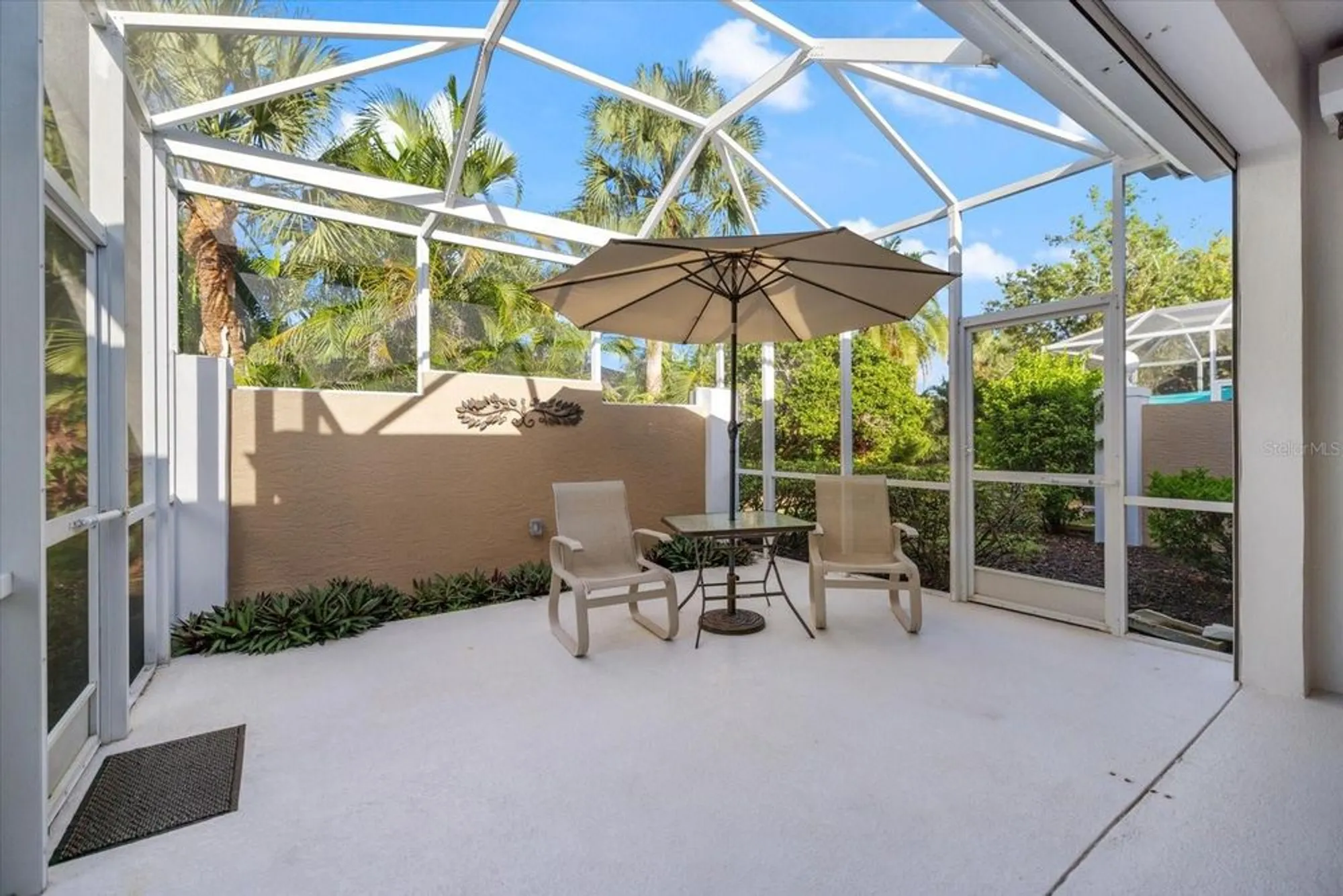 Property Slideshow image 10 of 40 | 900 paisley ct 1, Venice, FL, 34293