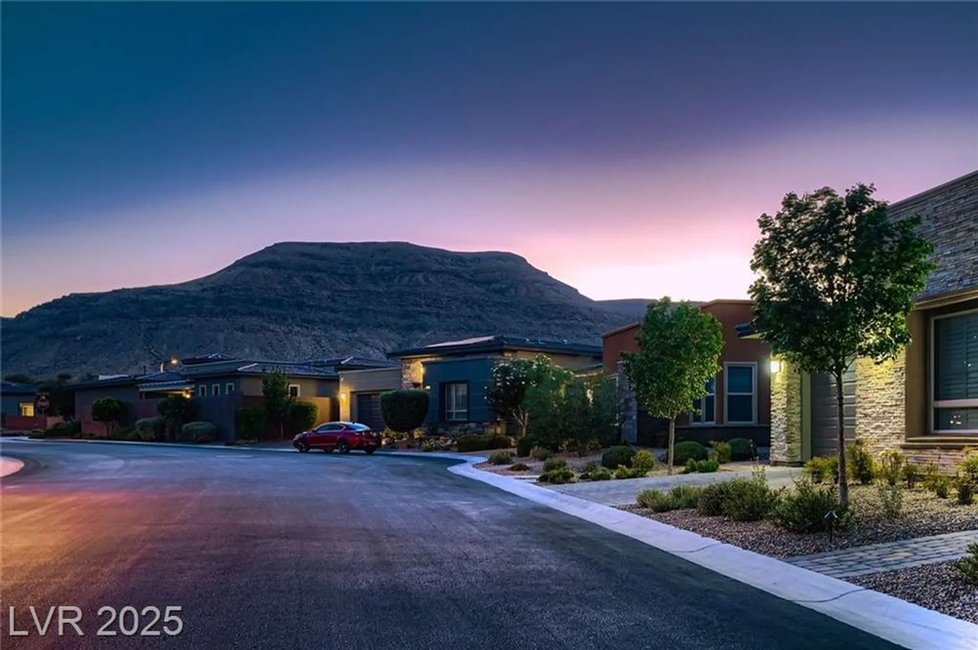 Property Slideshow image 5 of 45 | 9889 gemstone sunset ave, Las Vegas, NV, 89148