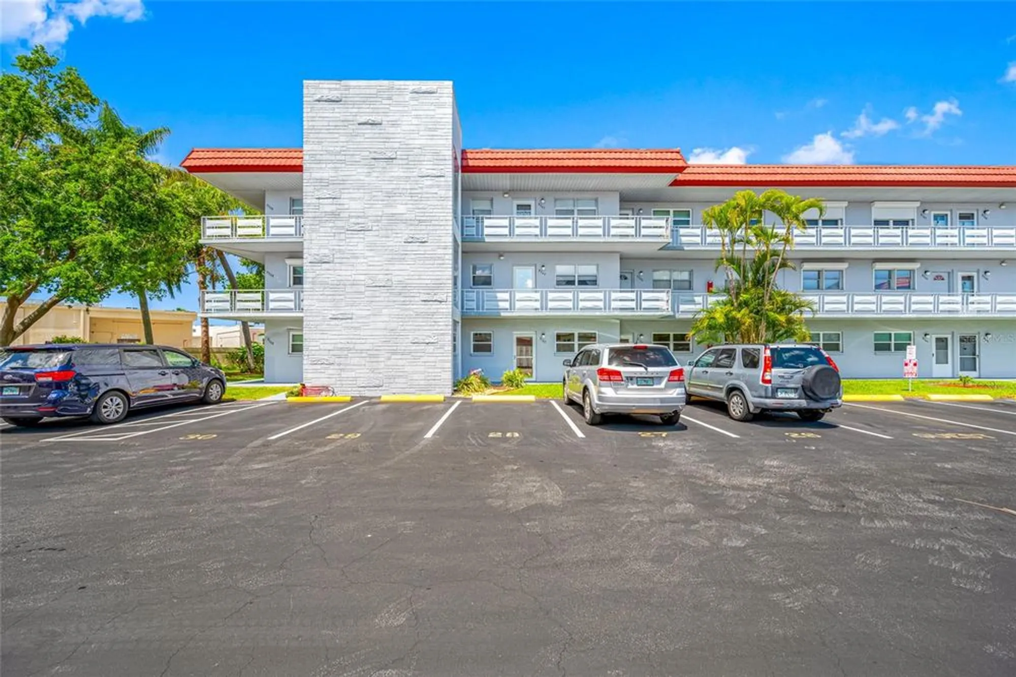 Property Slideshow image 36 of 39 | 5660 80th st n unit d207, St Petersburg, FL, 33709