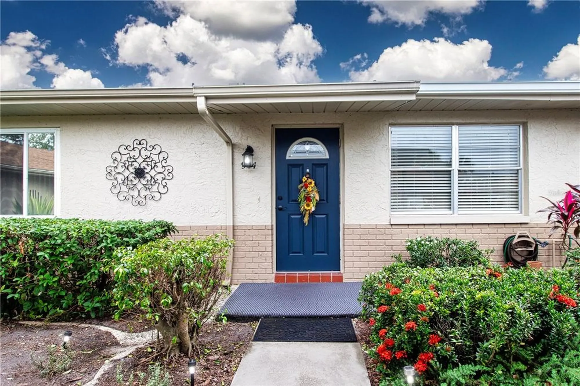 Property Slideshow image 1 of 56 | 904 hendon ct # 127, Sun City Center, FL, 33573