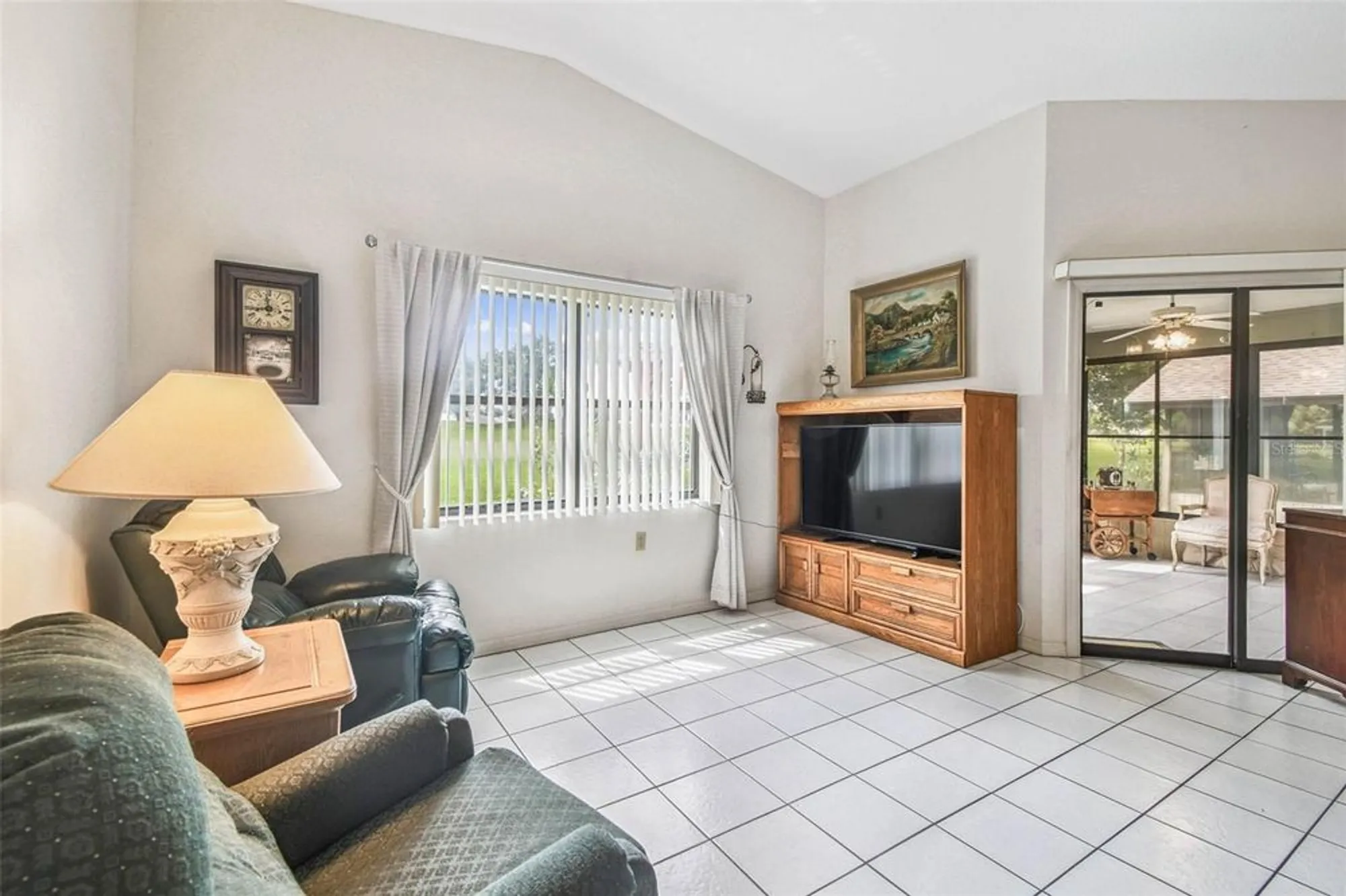 Property Slideshow image 23 of 98 | 6222 crane dr, Lakeland, FL, 33809