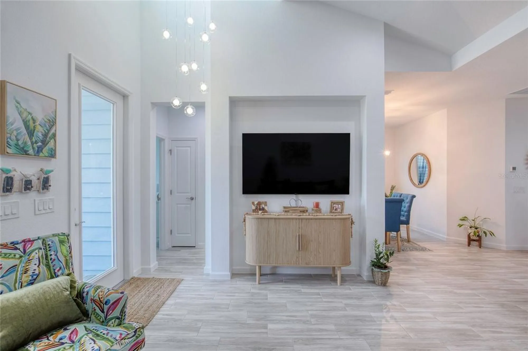 Property Slideshow image 18 of 80 | 317 gypsy palace ln, Daytona Beach, FL, 32124