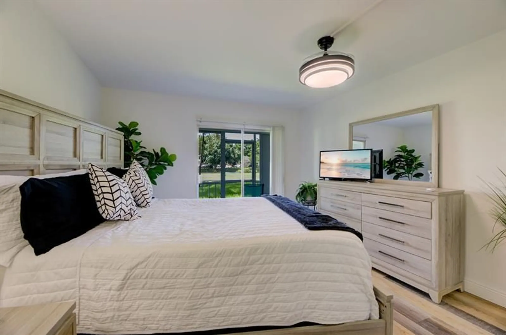 Property Slideshow image 5 of 30 | 4502 martinique way e1, Coconut Creek, FL, 33066