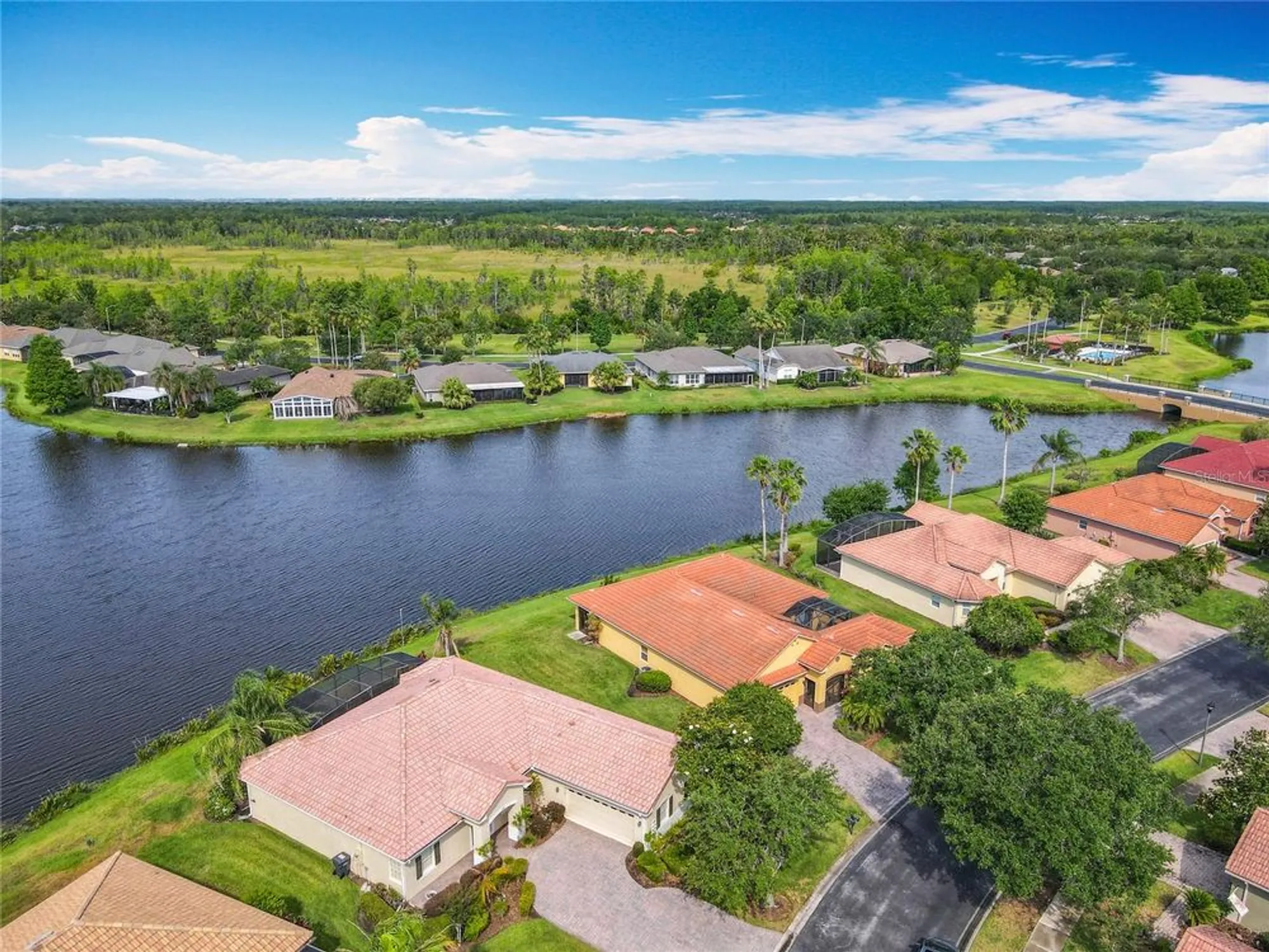 Property Slideshow image 3 of 67 | 644 shorehaven dr, Kissimmee, FL, 34759