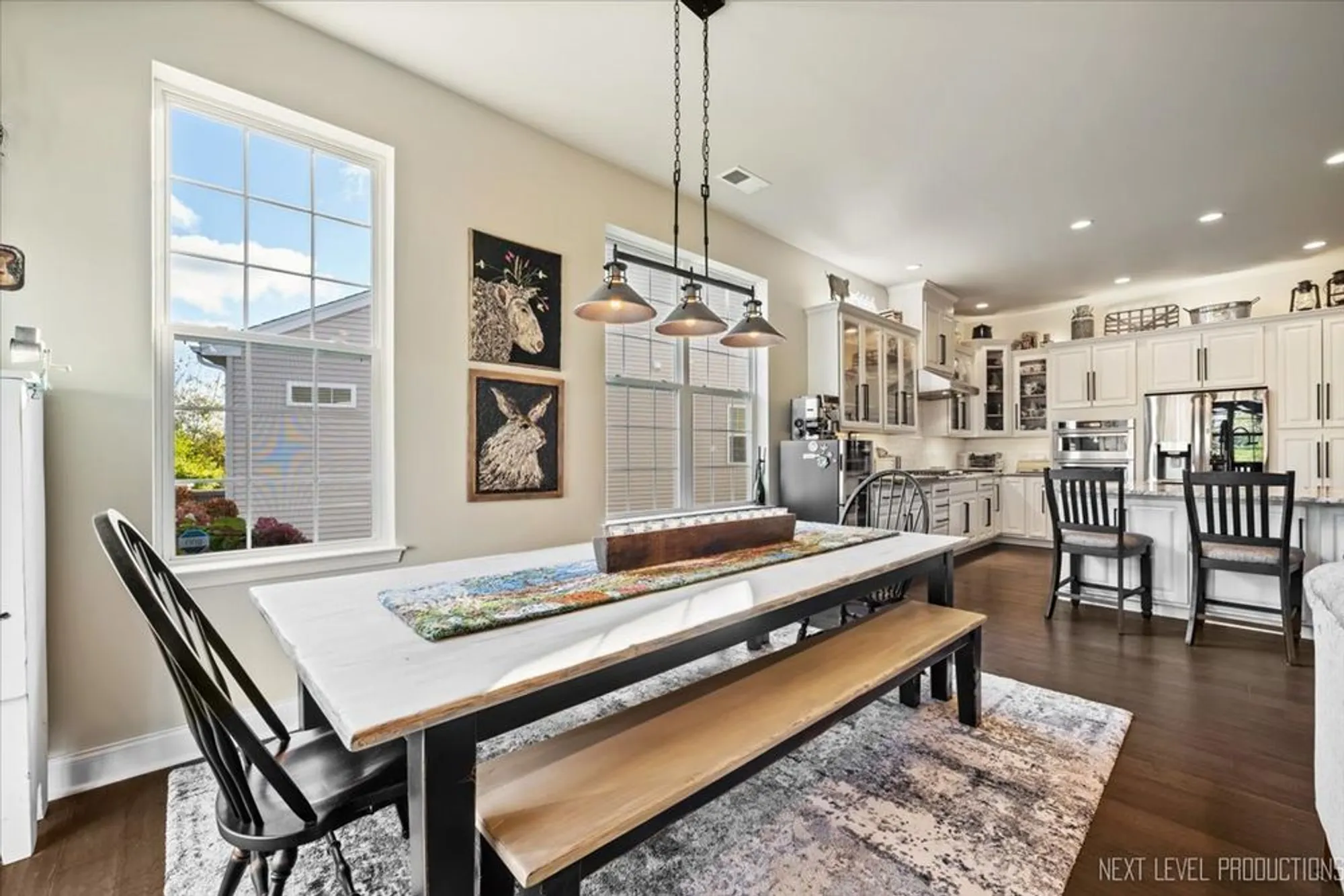 Property Slideshow image 16 of 31 | 3870 crooked creek dr, Elgin, IL, 60124