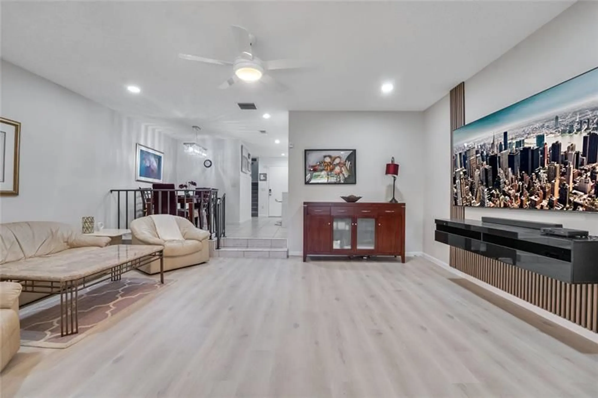 Property Slideshow image 19 of 33 | 21386 juego cir apt 10c, Boca Raton, FL, 33433