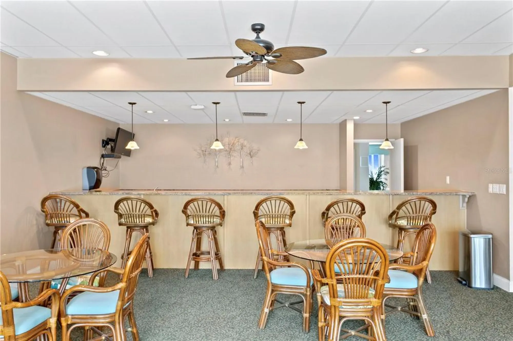 Property Slideshow image 58 of 73 | 7400 sun island dr 407, South Pasadena, FL, 33707