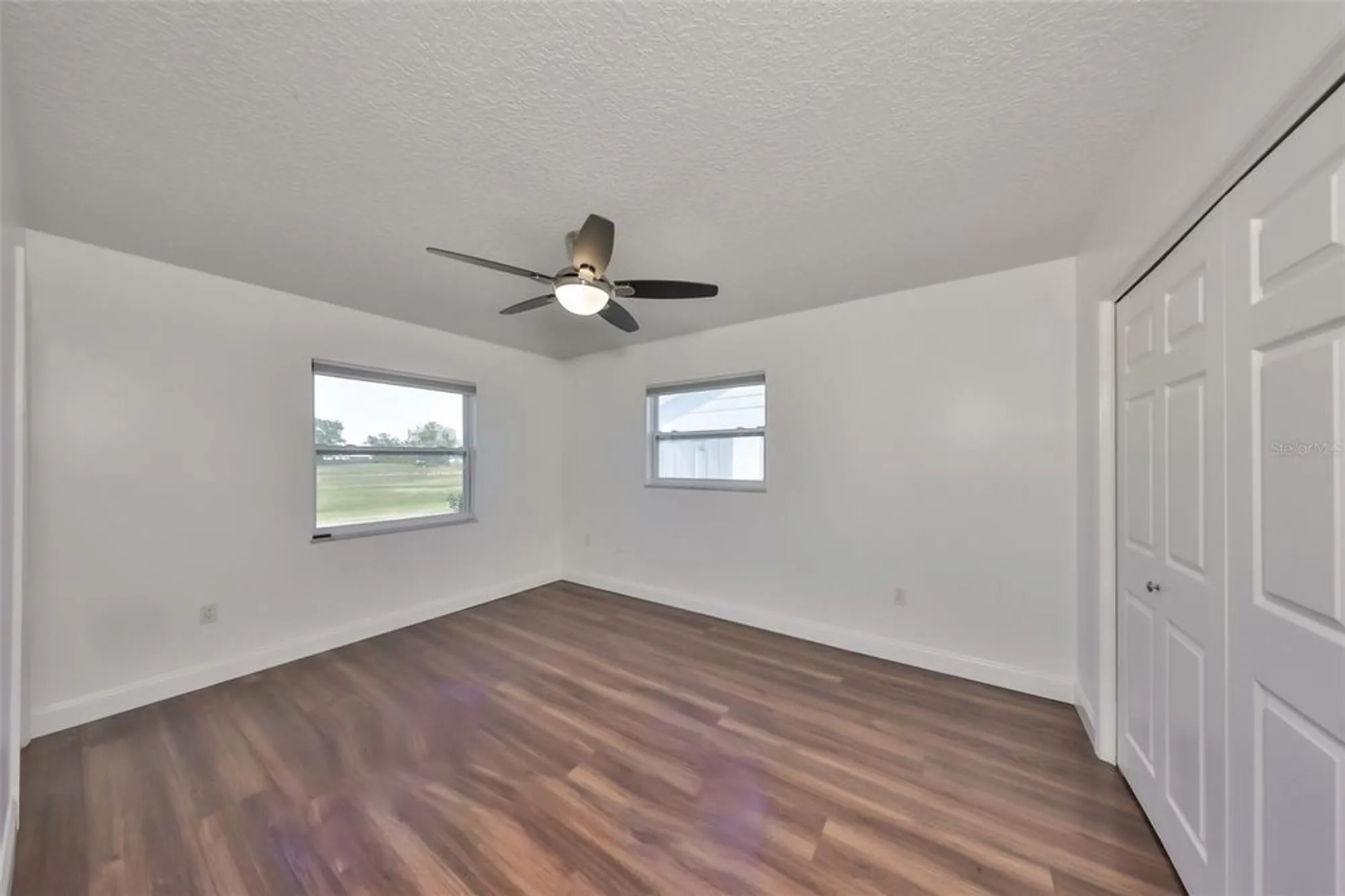 Property Slideshow image 22 of 39 | 611 fox hills dr, Sun City Center, FL, 33573