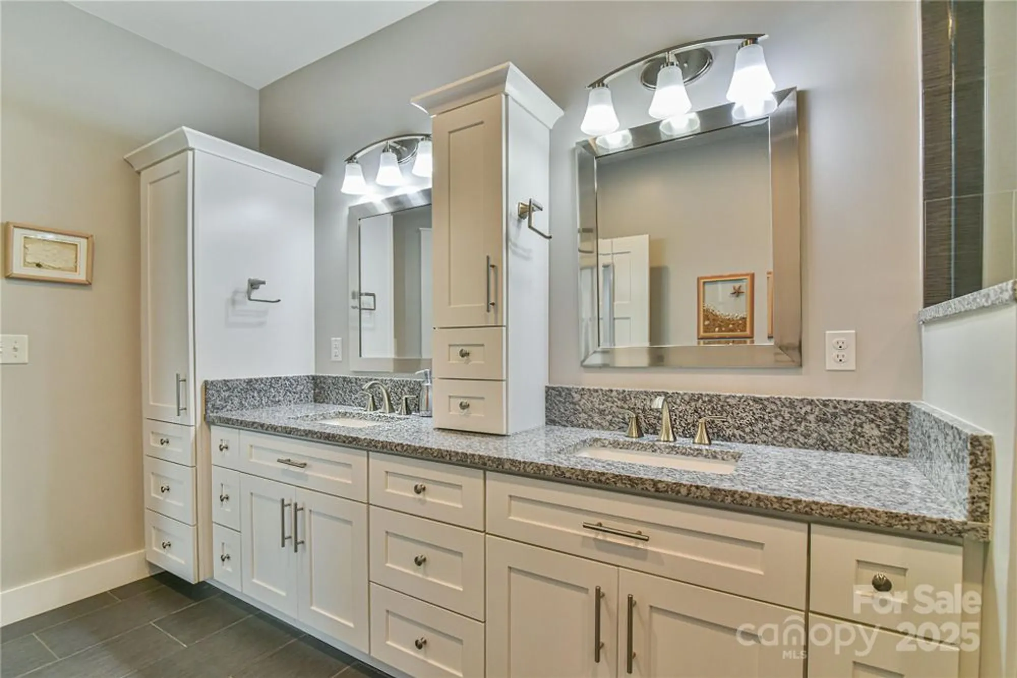 Property Slideshow image 17 of 32 | 34 waterbury ct, Hendersonville, NC, 28791