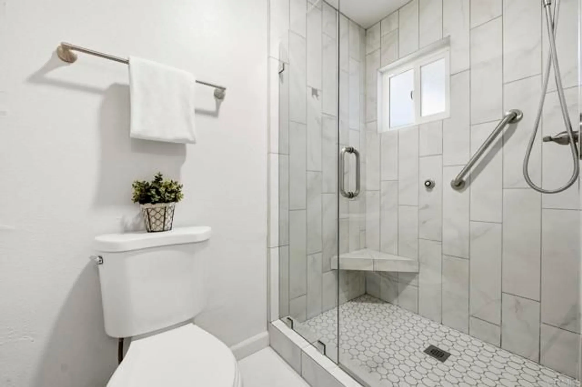 Property Slideshow image 18 of 32 | 3902 vista campana n unit 62, Oceanside, CA, 92057