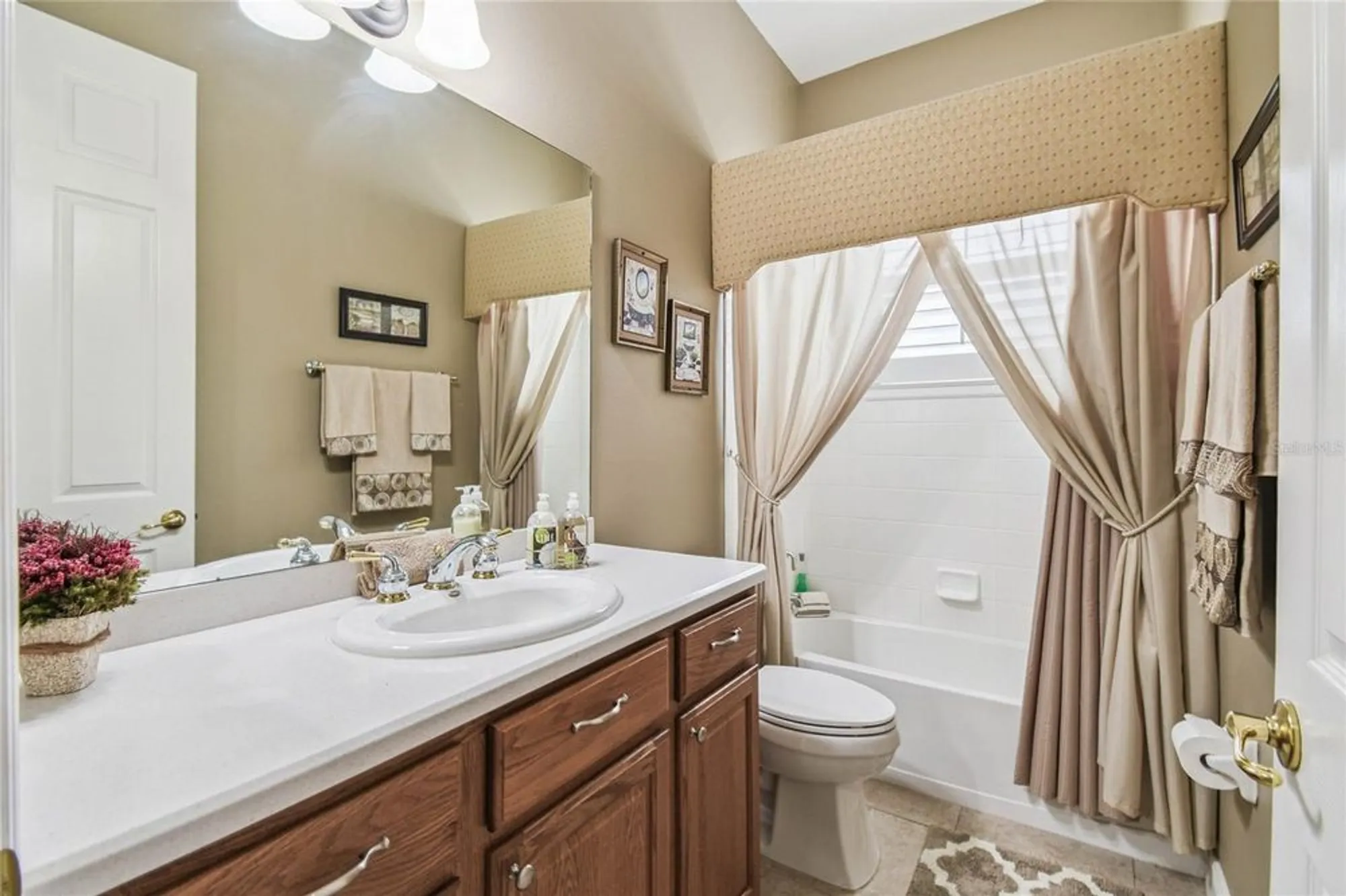 Property Slideshow image 38 of 56 | 542 viterra ct, Kissimmee, FL, 34759