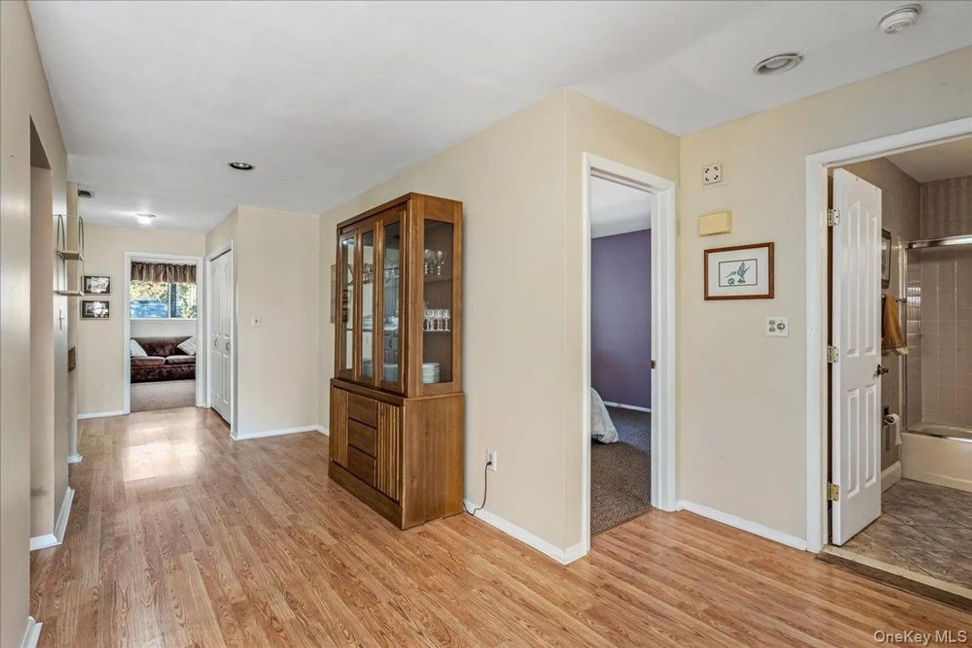Property Slideshow image 16 of 29 | 414 lindsay ln, Moriches, NY, 11955