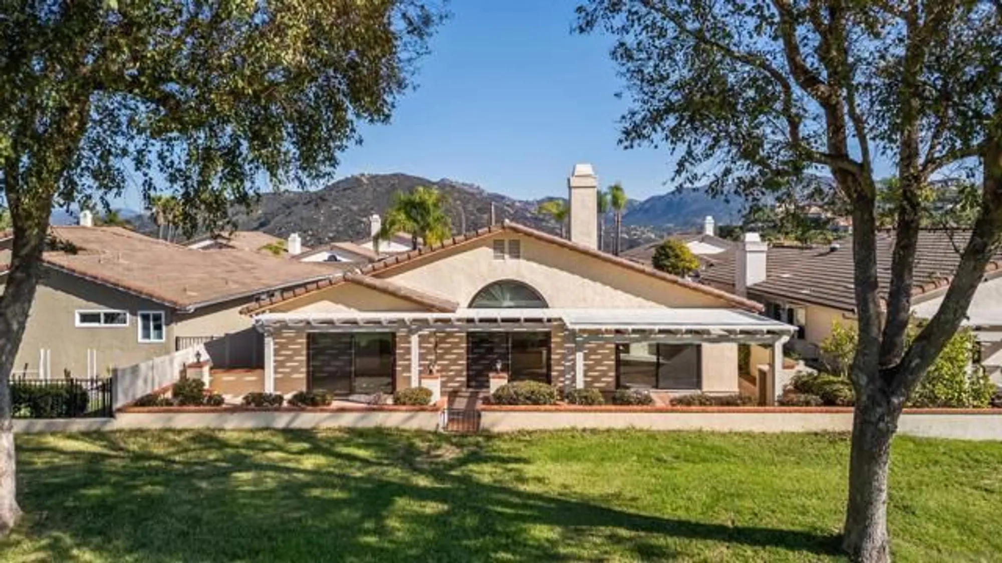 Property Slideshow image 42 of 51 | 18113 calle estepona, San Diego, CA, 92128