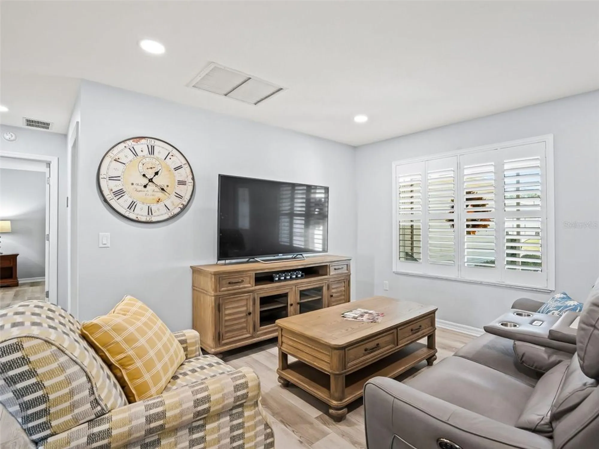 Property Slideshow image 10 of 54 | 17937 se 83rd pineland ter, The Villages, FL, 32162