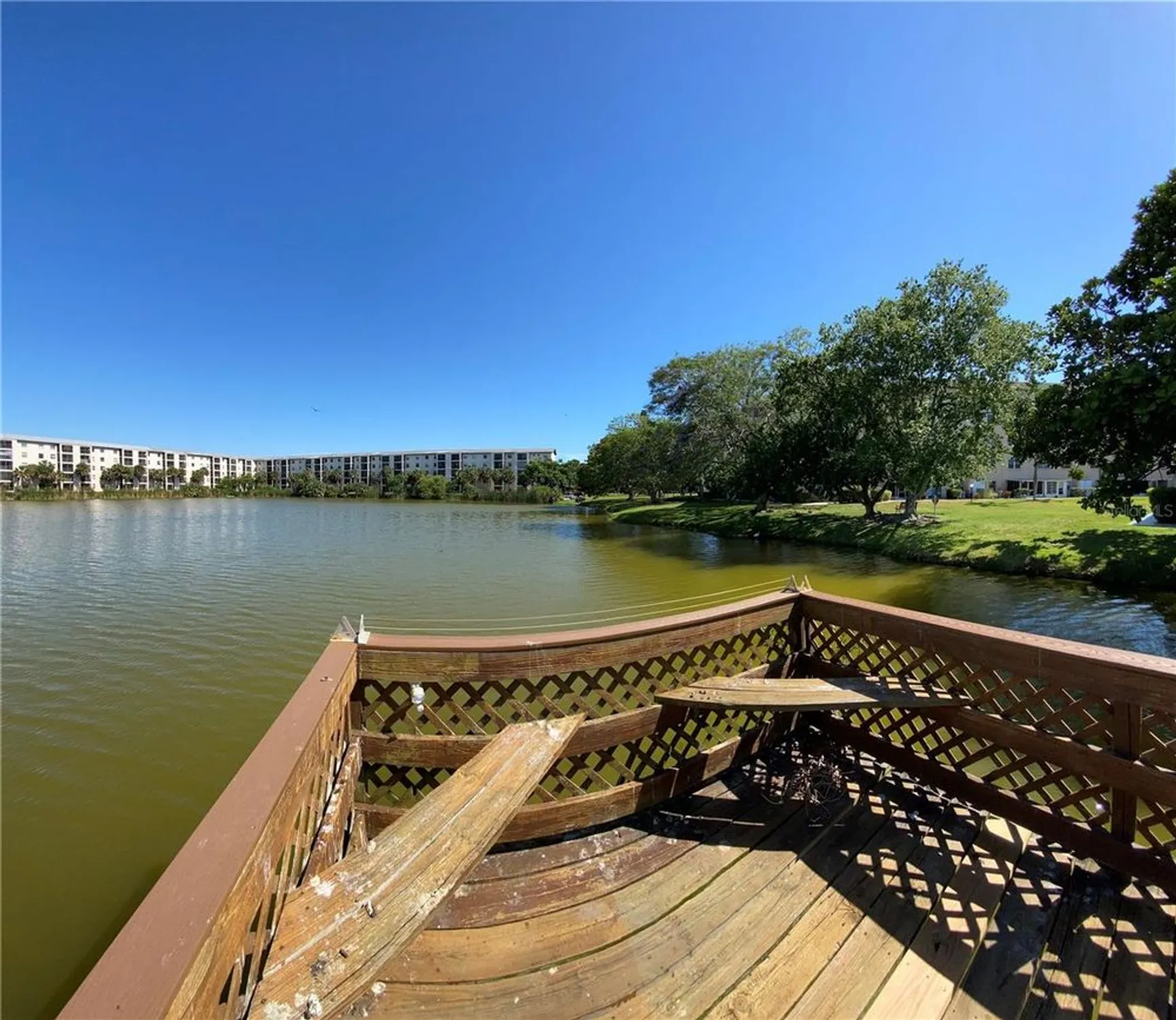 Property Slideshow image 46 of 48 | 3927 lake bayshore dr # f312, Bradenton, FL, 34205
