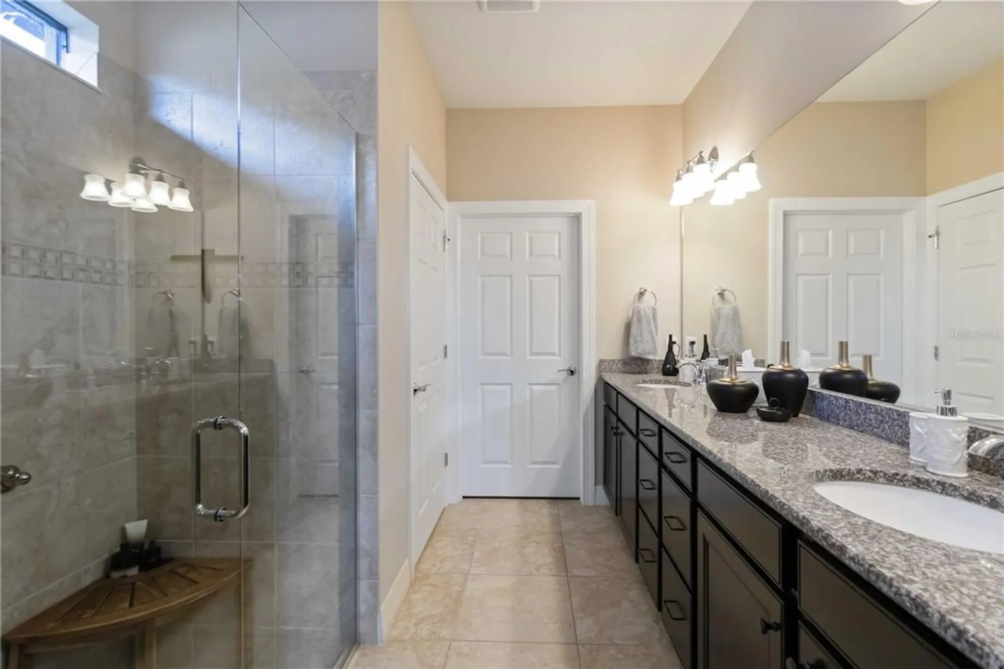 Property Slideshow image 14 of 31 | 5942 caspian tern dr, Sarasota, FL, 34238