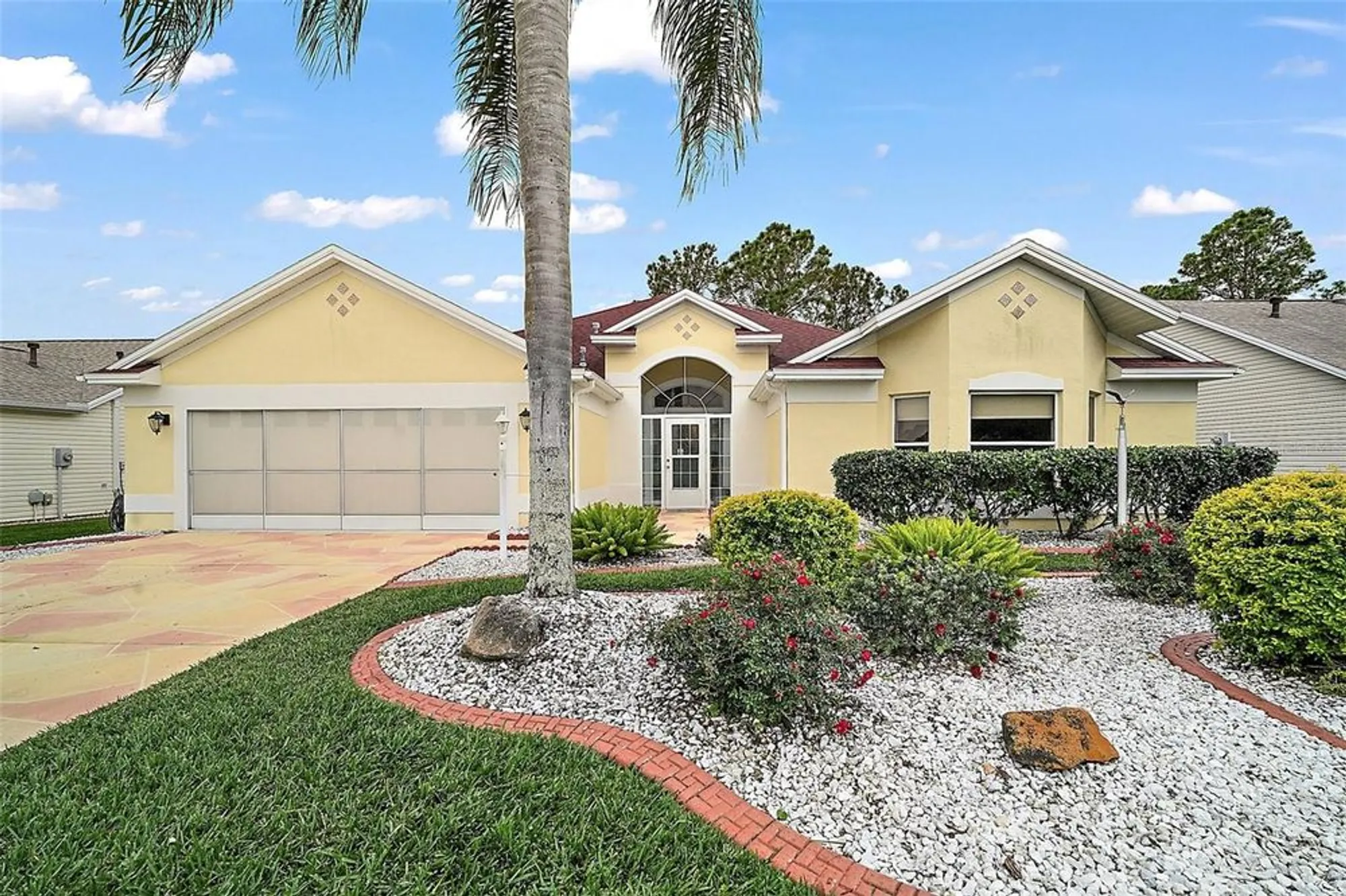 Property Slideshow image 3 of 38 | 1738 augustine dr, The Villages, FL, 32159
