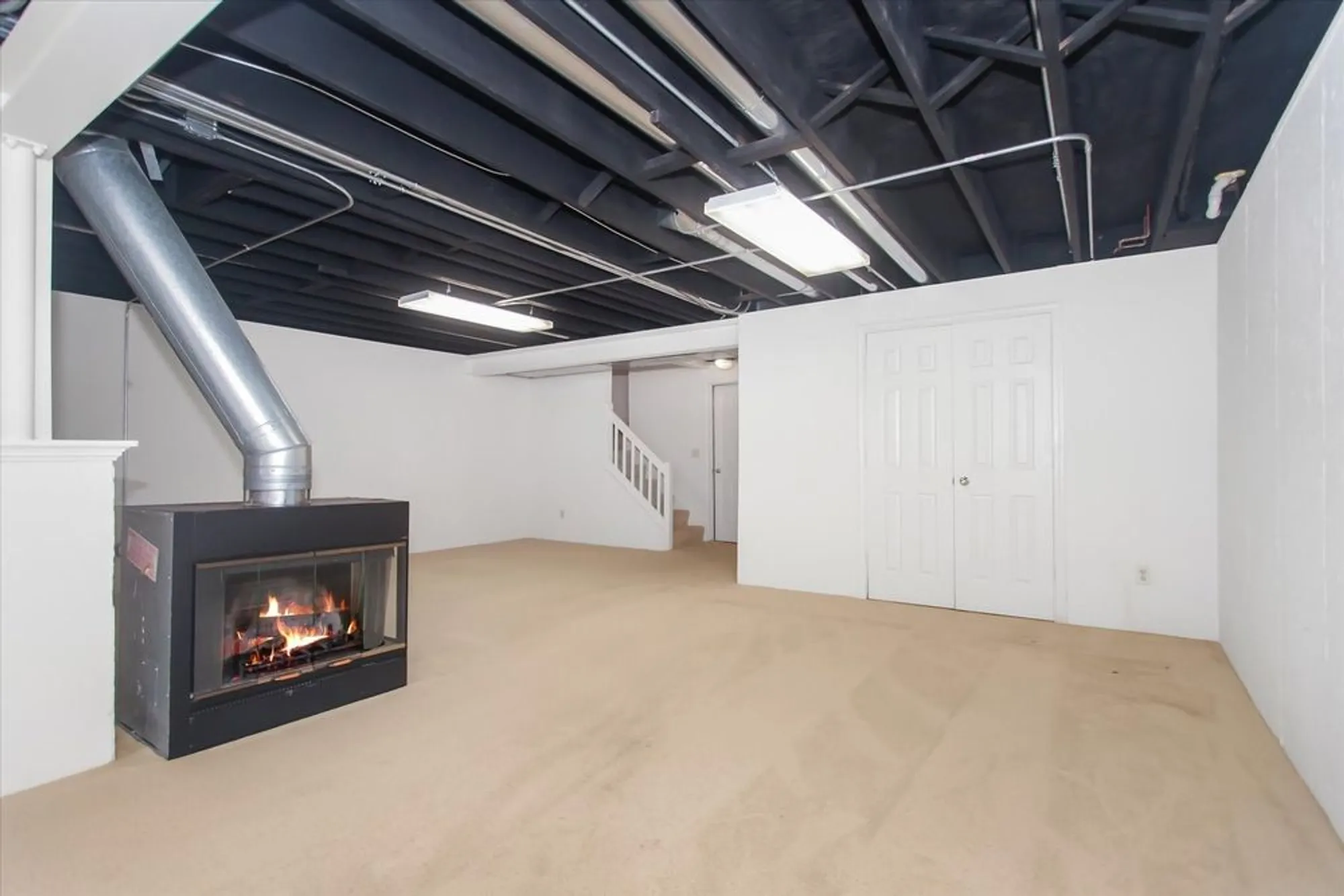 Property Slideshow image 21 of 32 | 928 longmeadow ct # 1016, Lake Barrington, IL, 60010