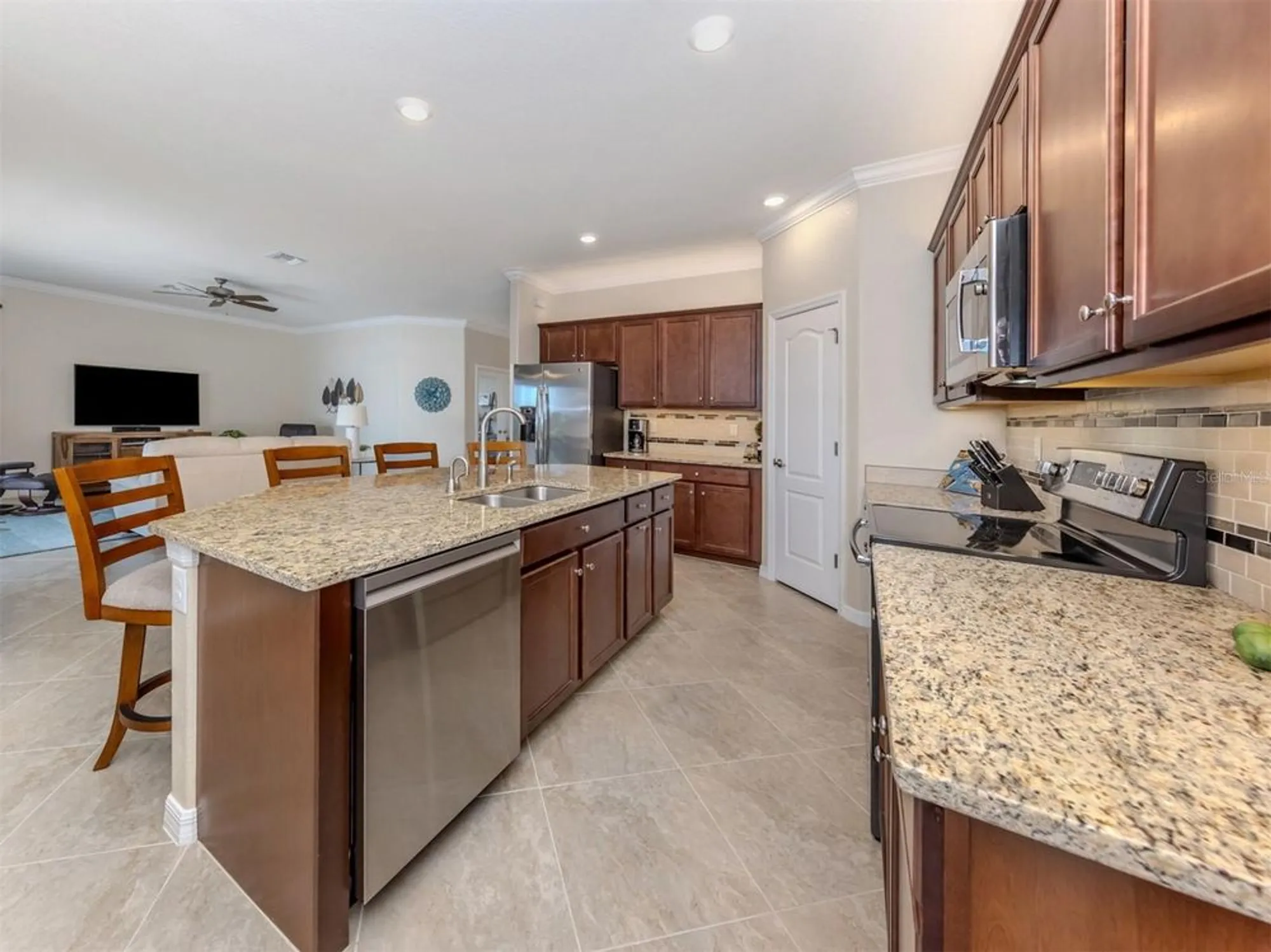 Property Slideshow image 15 of 74 | 10025 cozy grove dr, Venice, FL, 34293